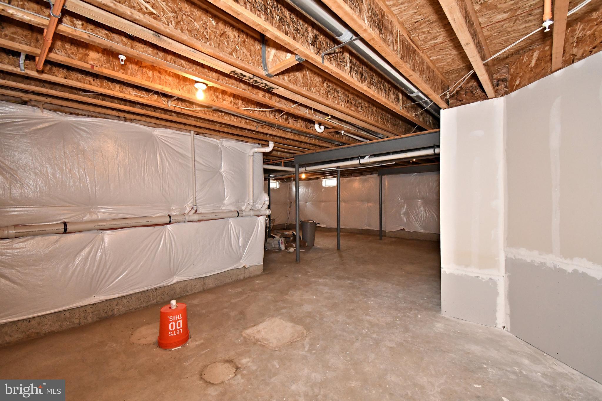 WARRINGTON GLEN - Residential