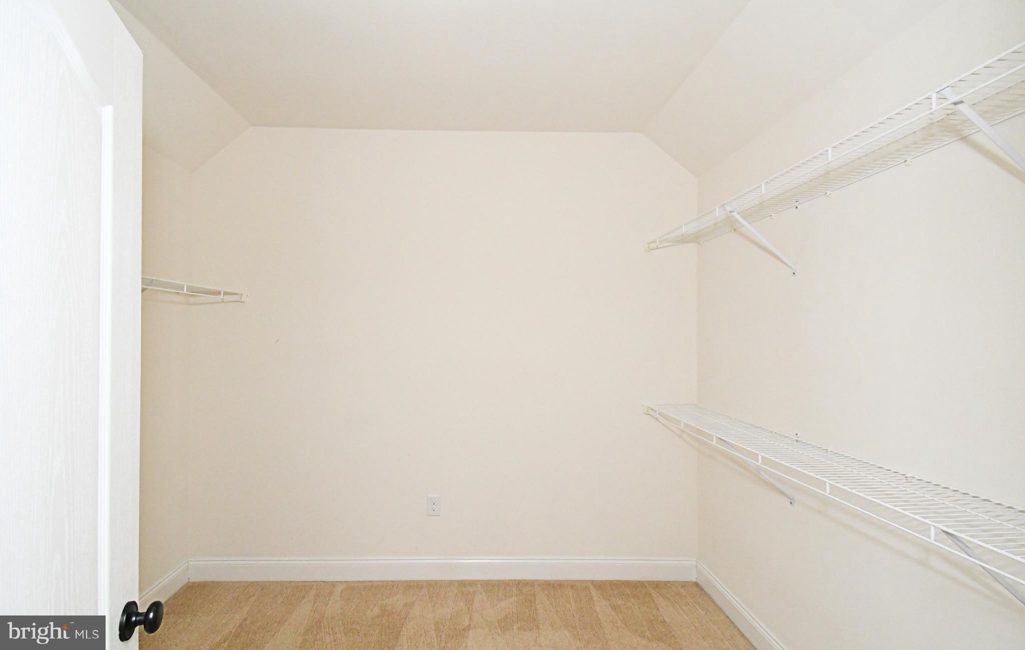 WARRINGTON GLEN - Residential