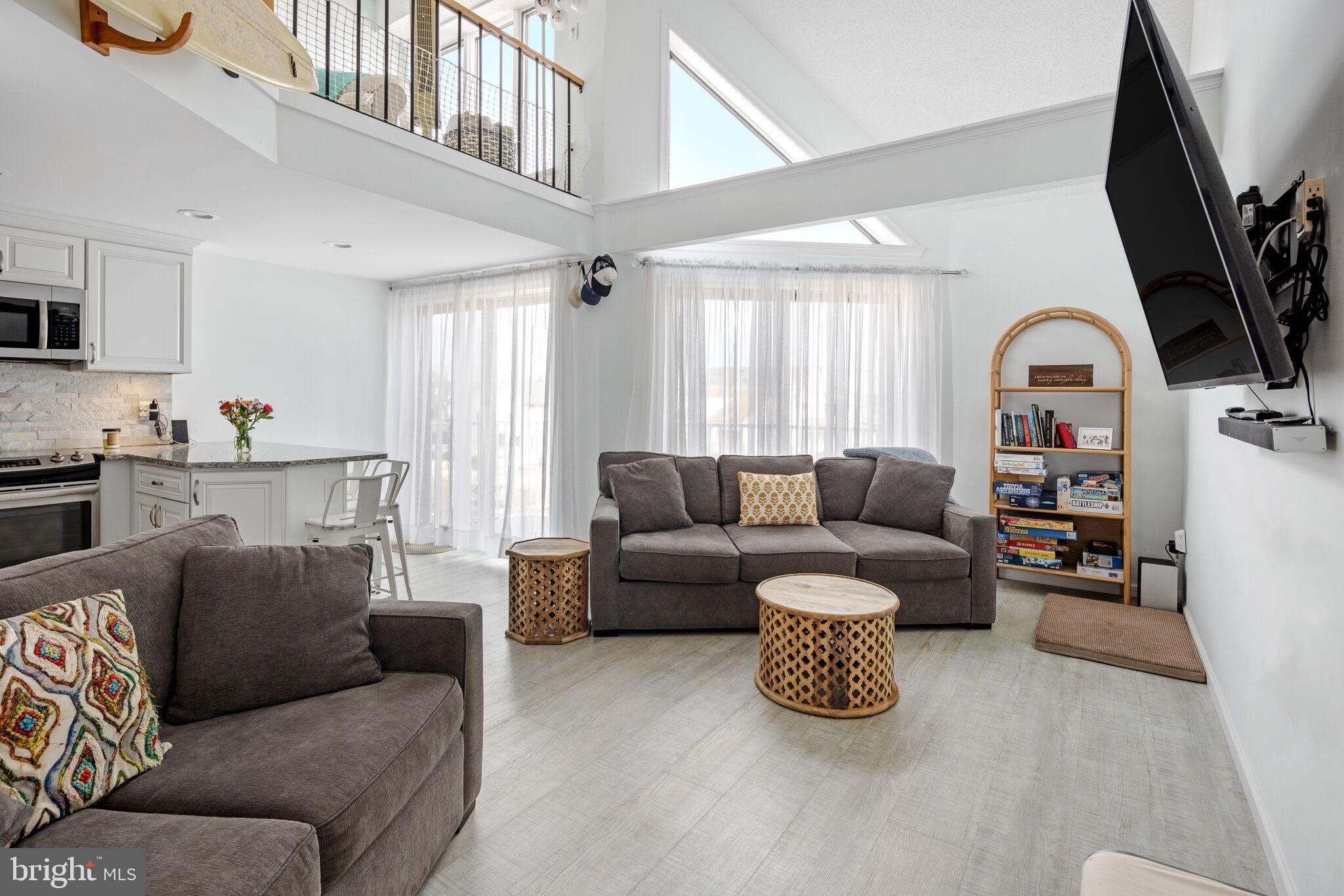9 PEARL STREET 1G
