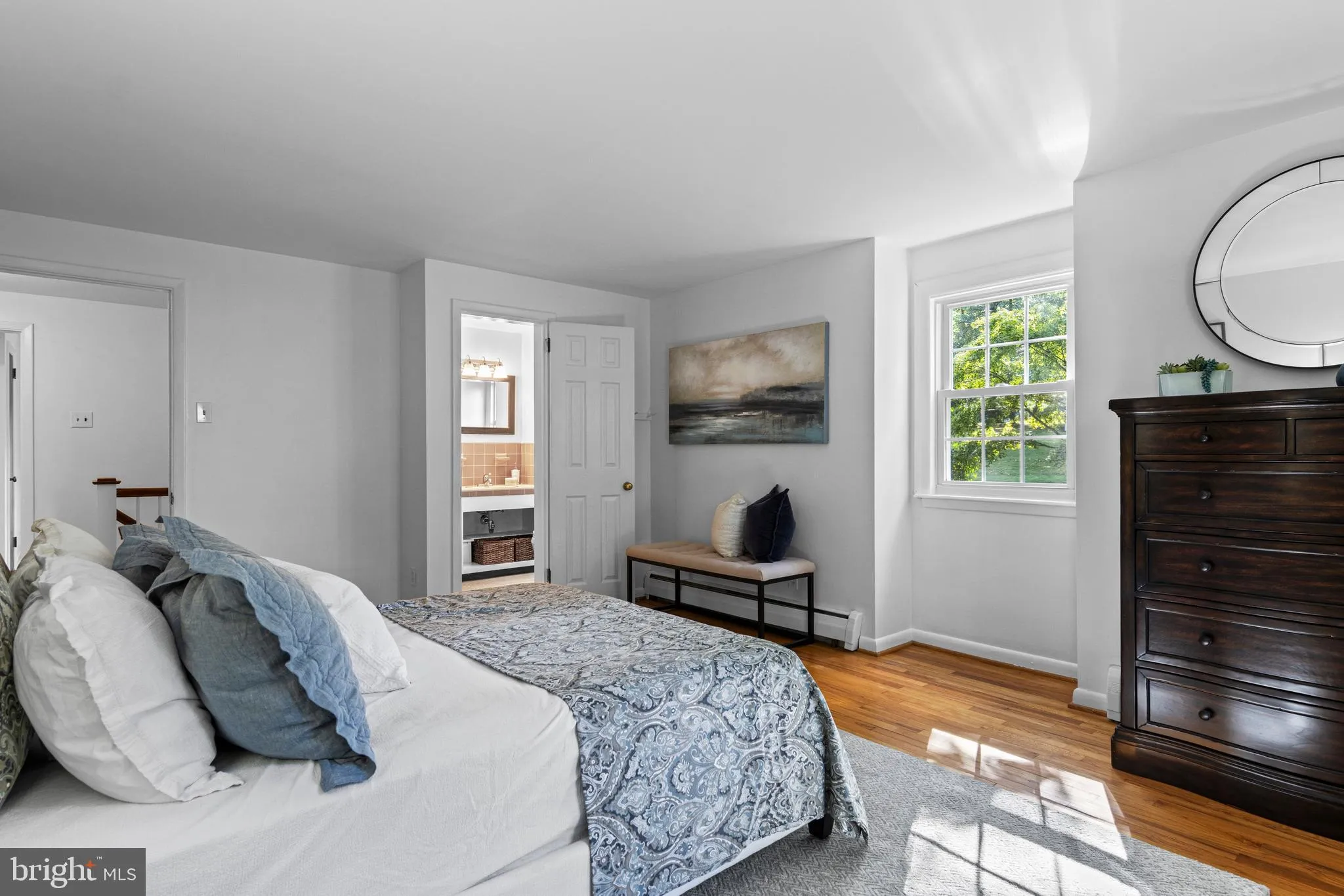 Paoli, Pennsylvania 19301, United States, 4 Bedrooms Bedrooms, ,3 BathroomsBathrooms,Residential,Pending,213955