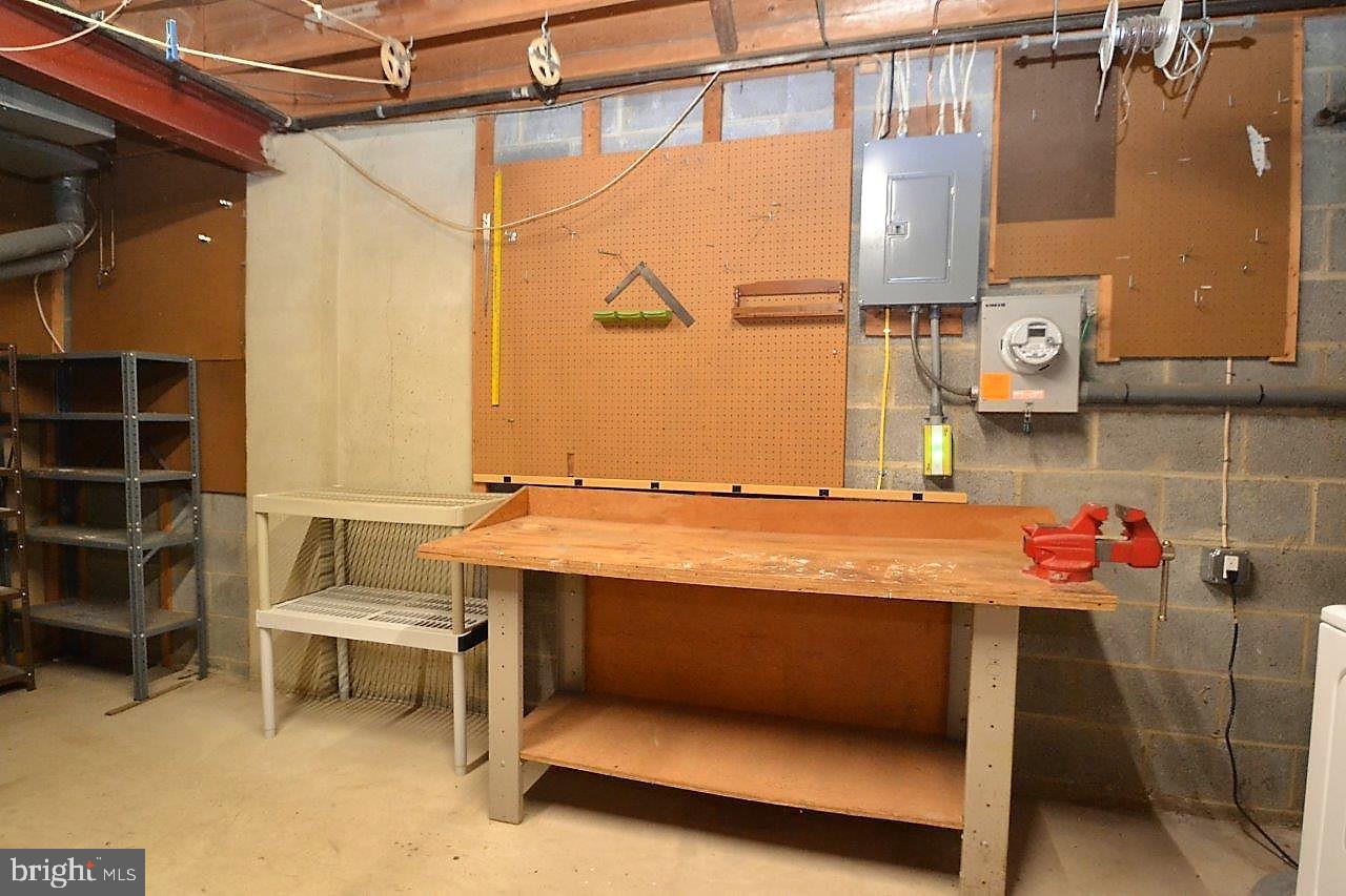 CHARTLEY TOWNHOUSES - Residential