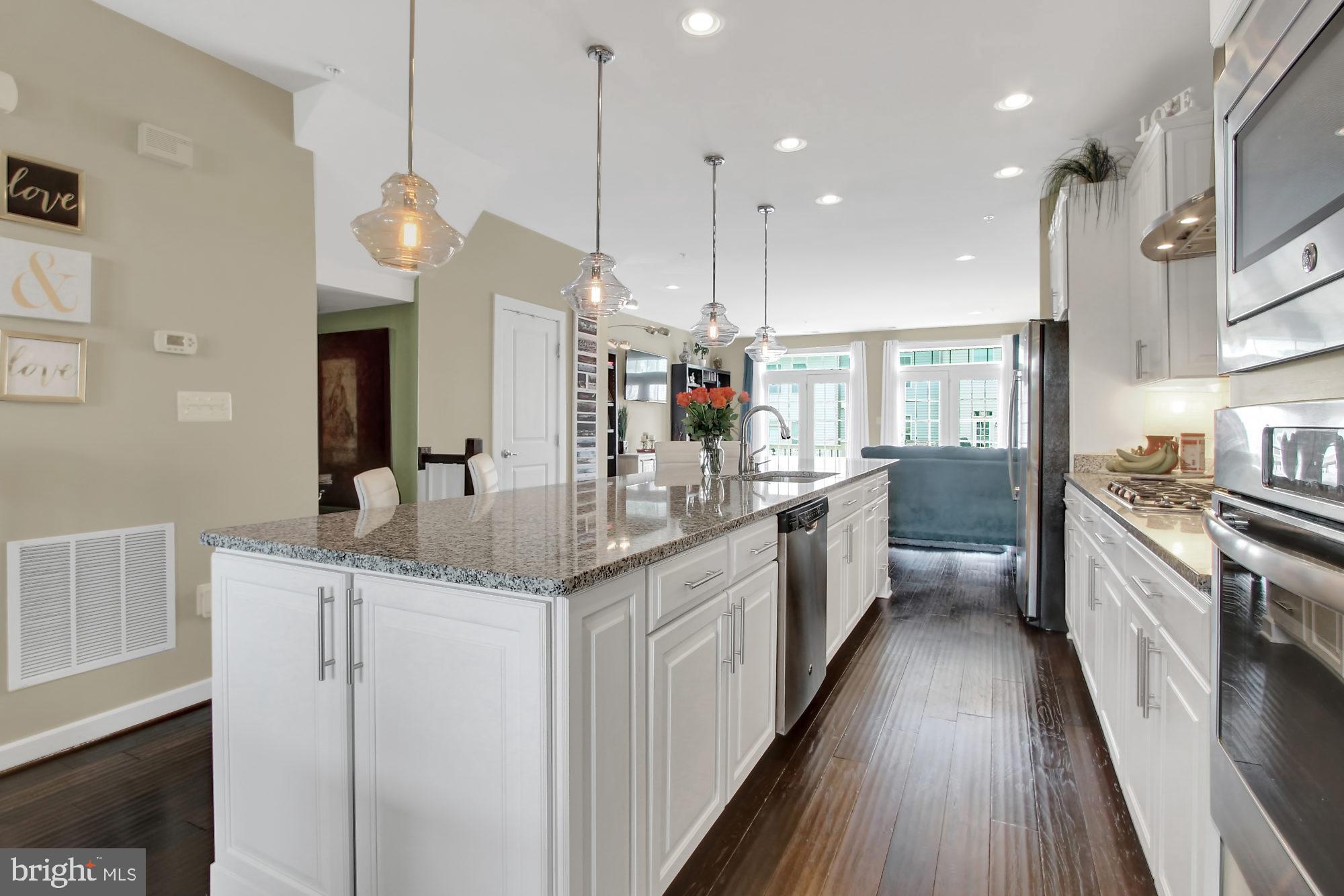 PARKSIDE - Residential Lease