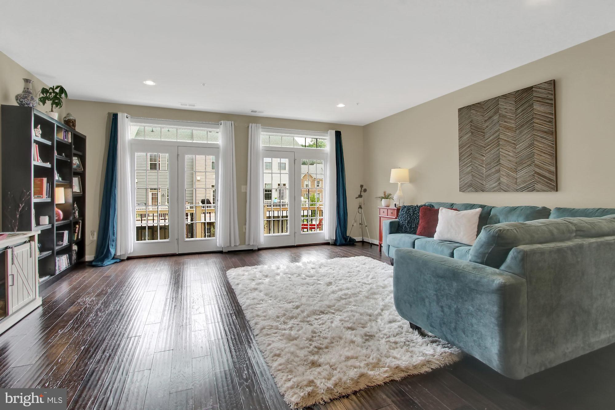 PARKSIDE - Residential Lease