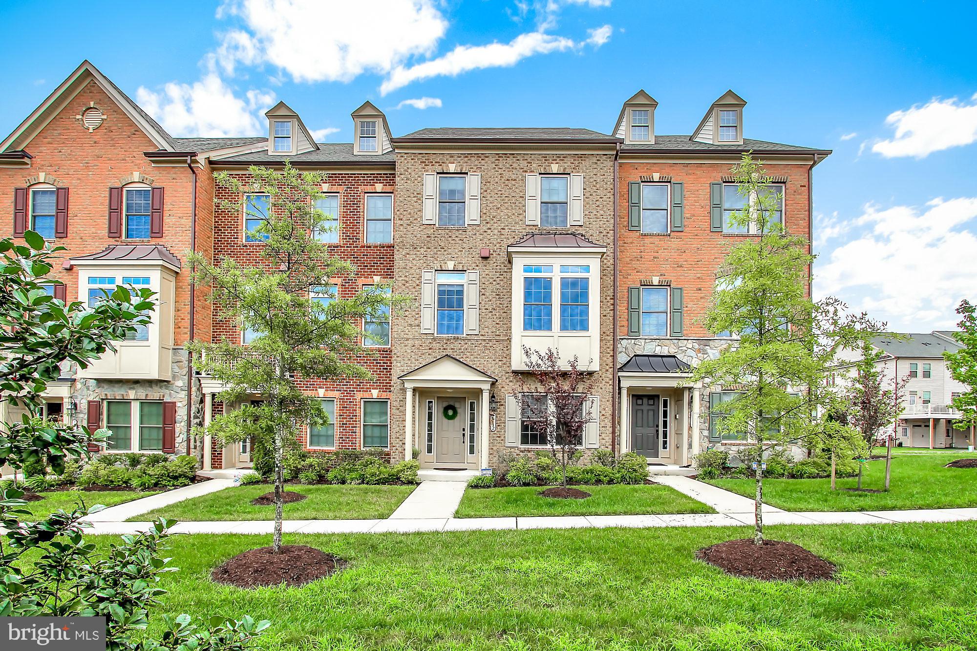 PARKSIDE - Residential Lease