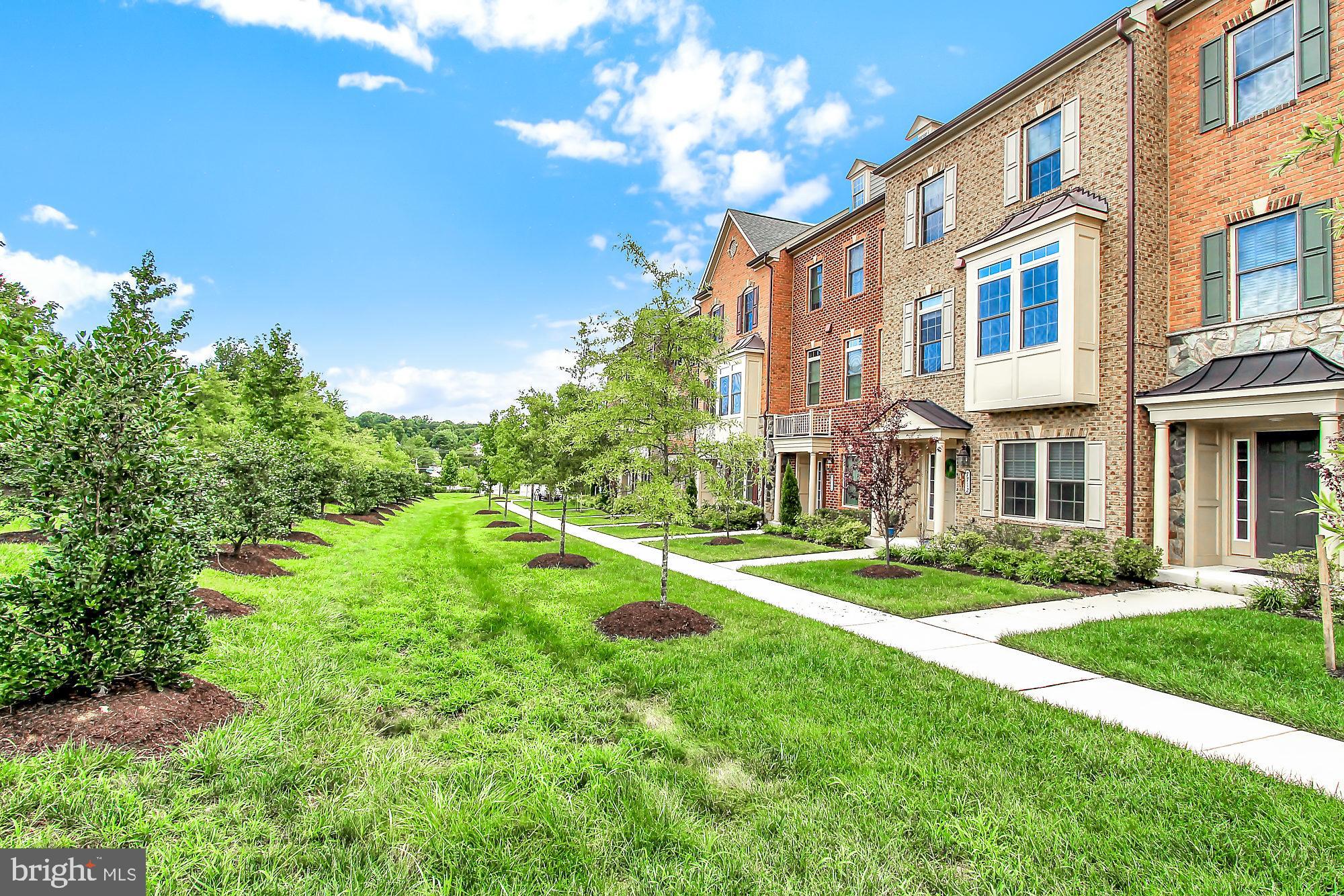 PARKSIDE - Residential Lease