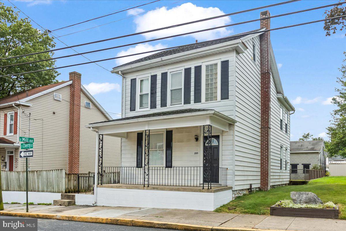 205 S CHERRY STREET