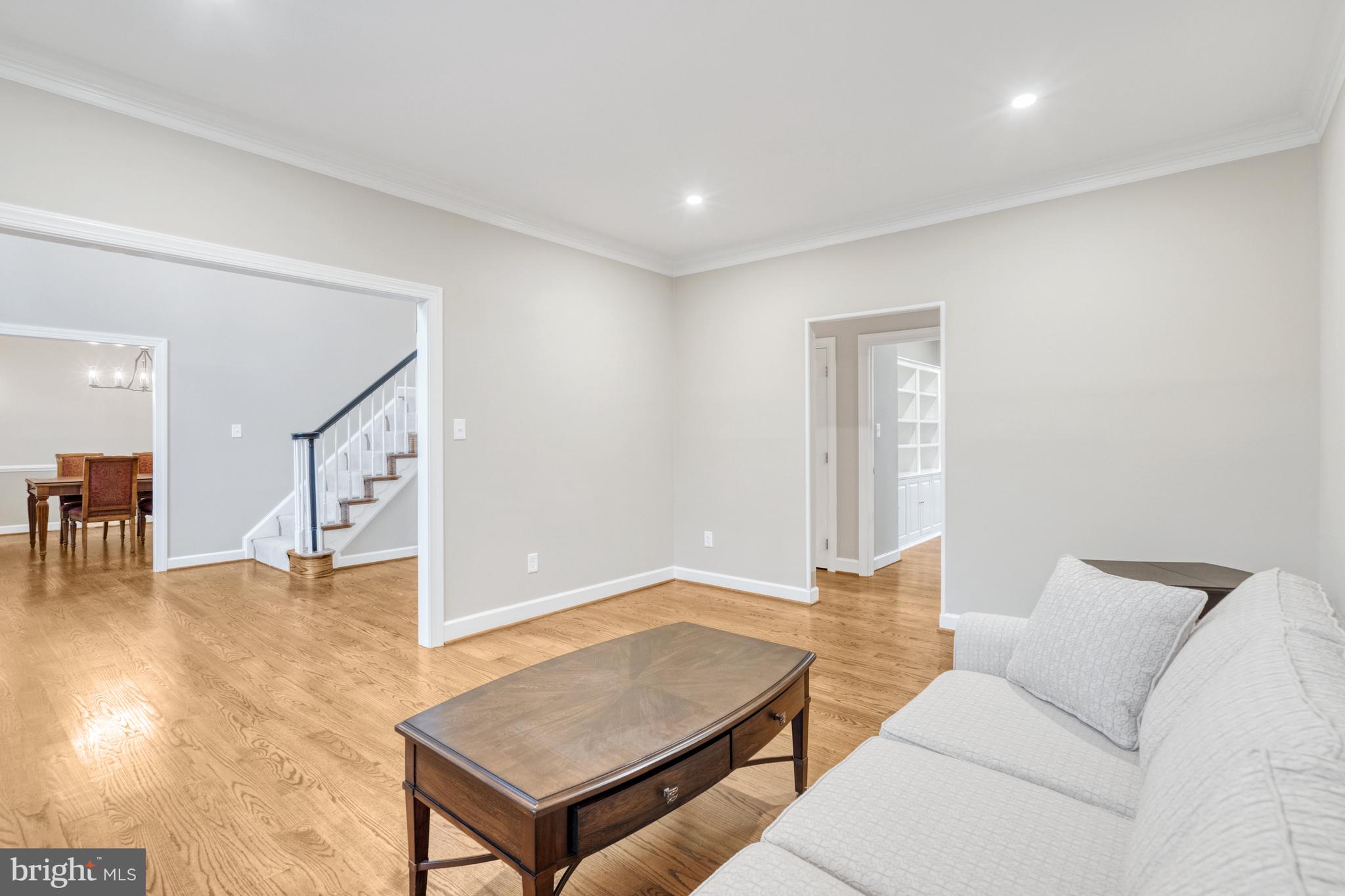 BARRINGTON - Residential