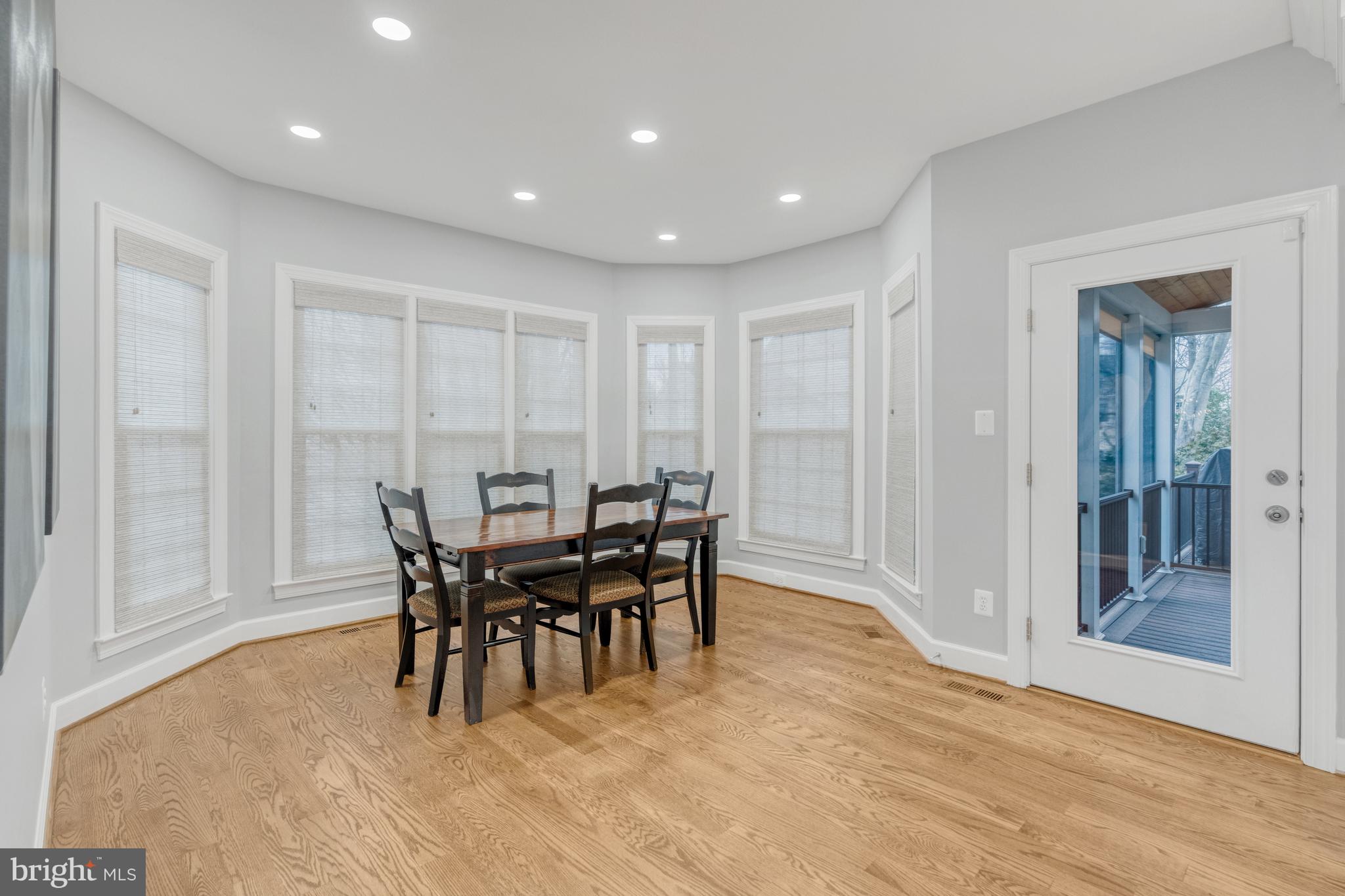 BARRINGTON - Residential