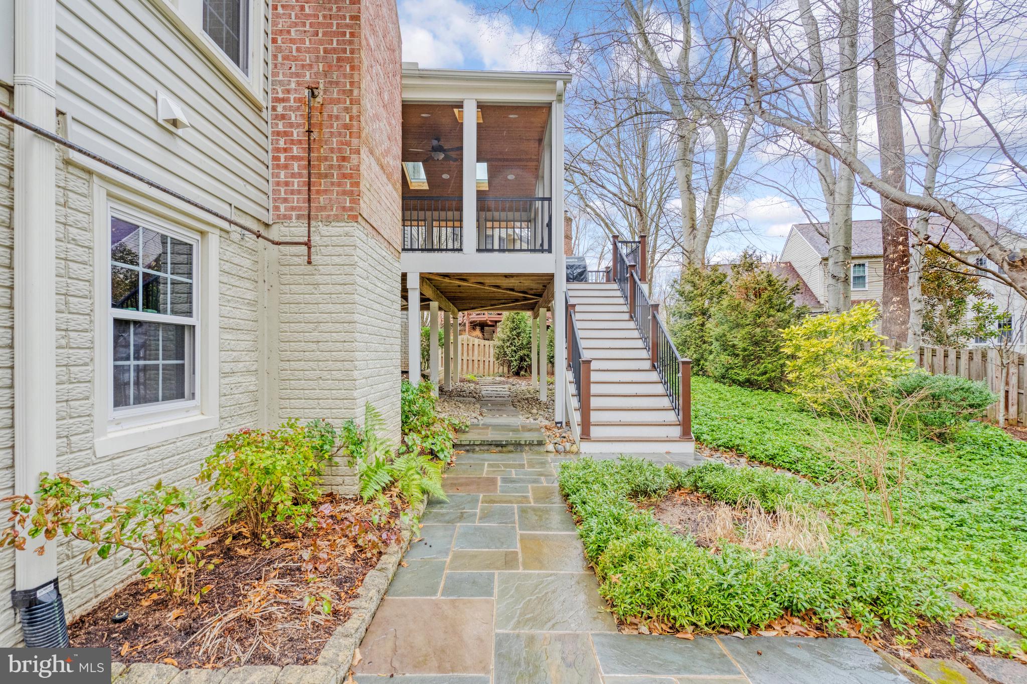 BARRINGTON - Residential