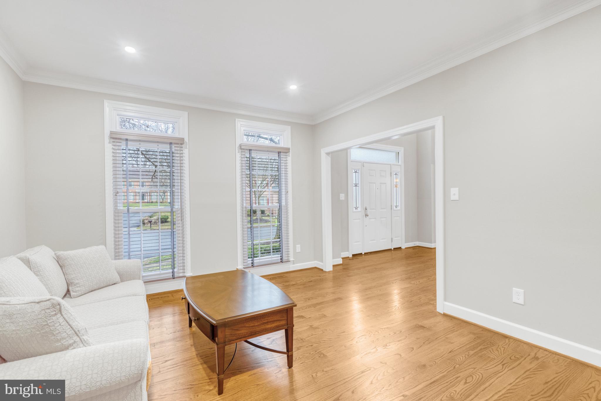 BARRINGTON - Residential