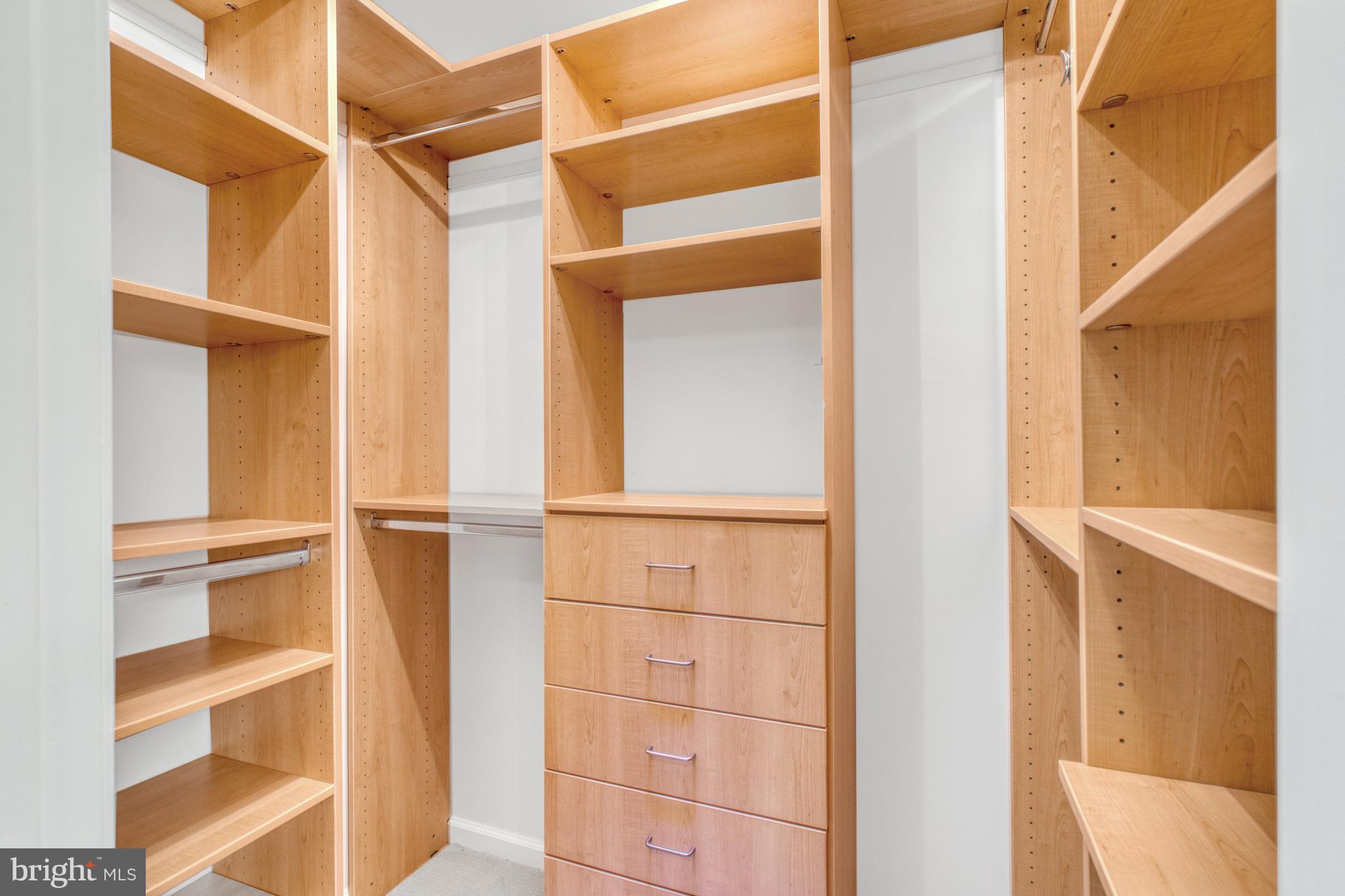 BARRINGTON - Residential