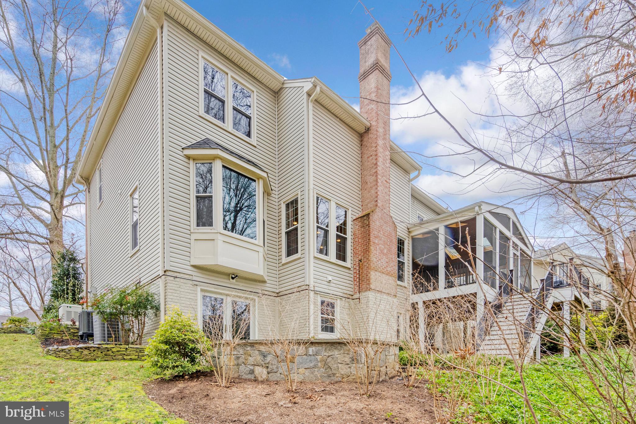 BARRINGTON - Residential