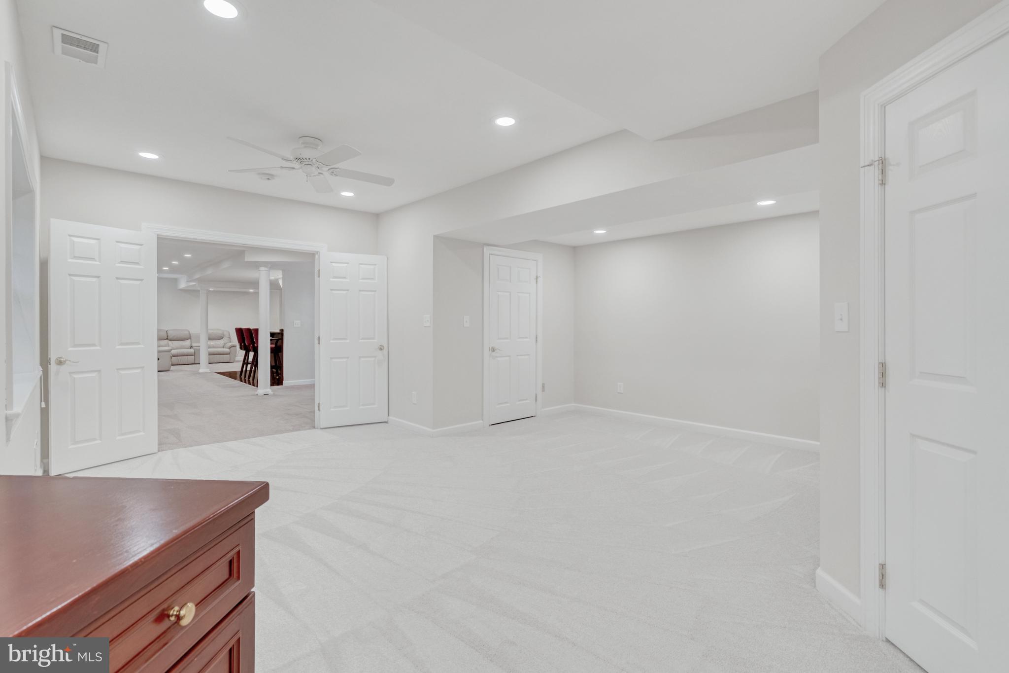 BARRINGTON - Residential