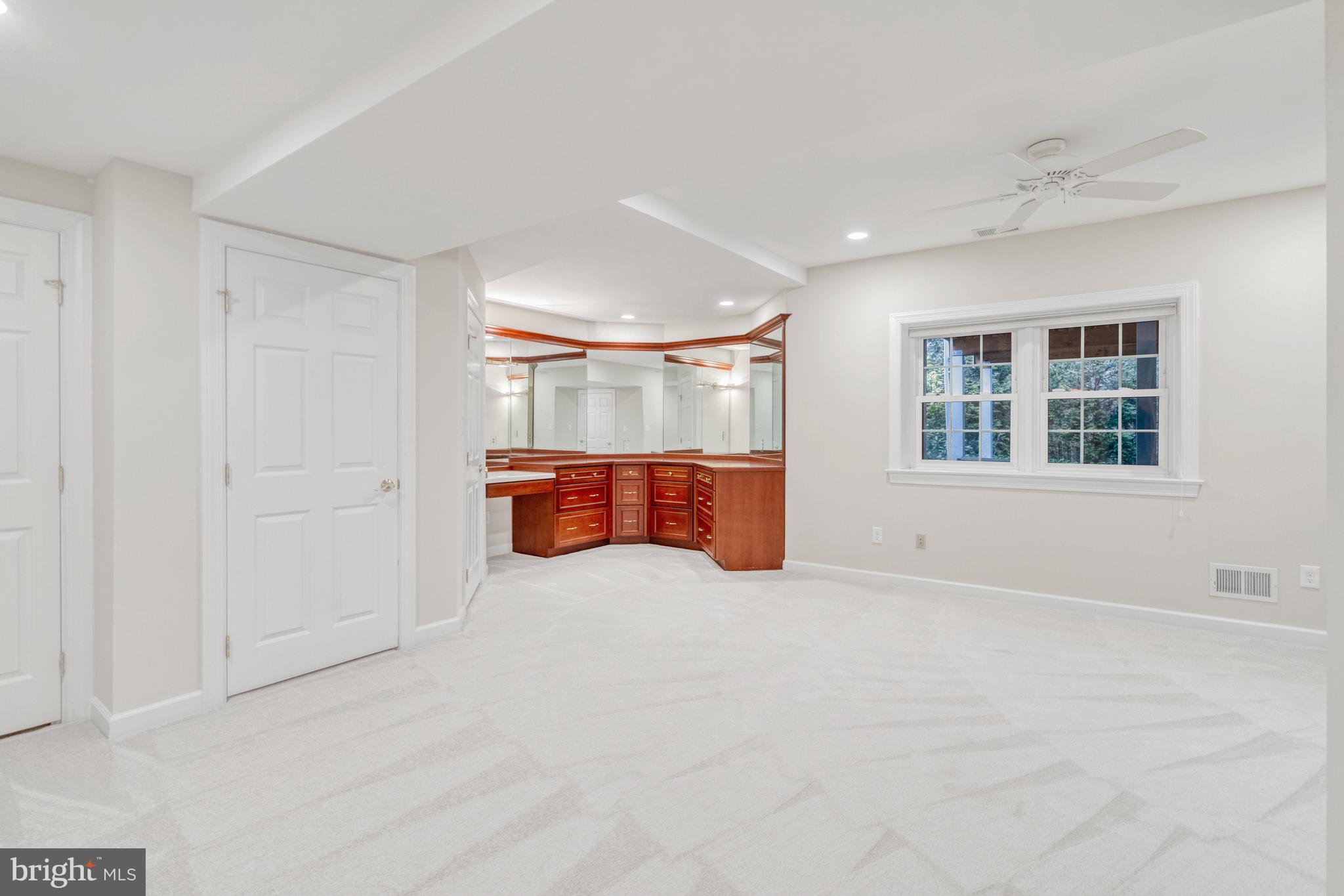 BARRINGTON - Residential