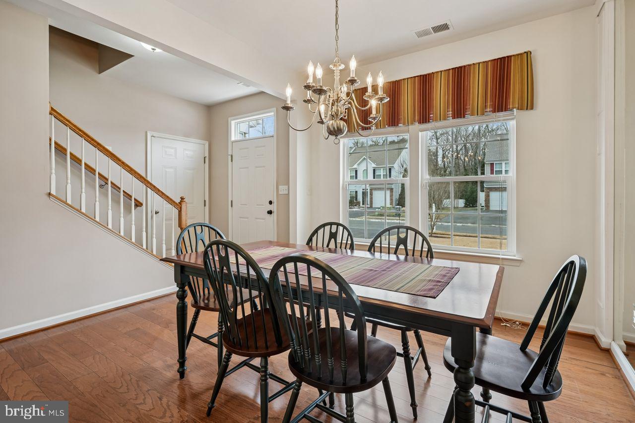 WINDHURST MANOR - Residential