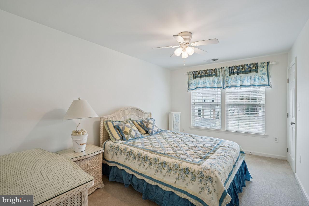 WINDHURST MANOR - Residential