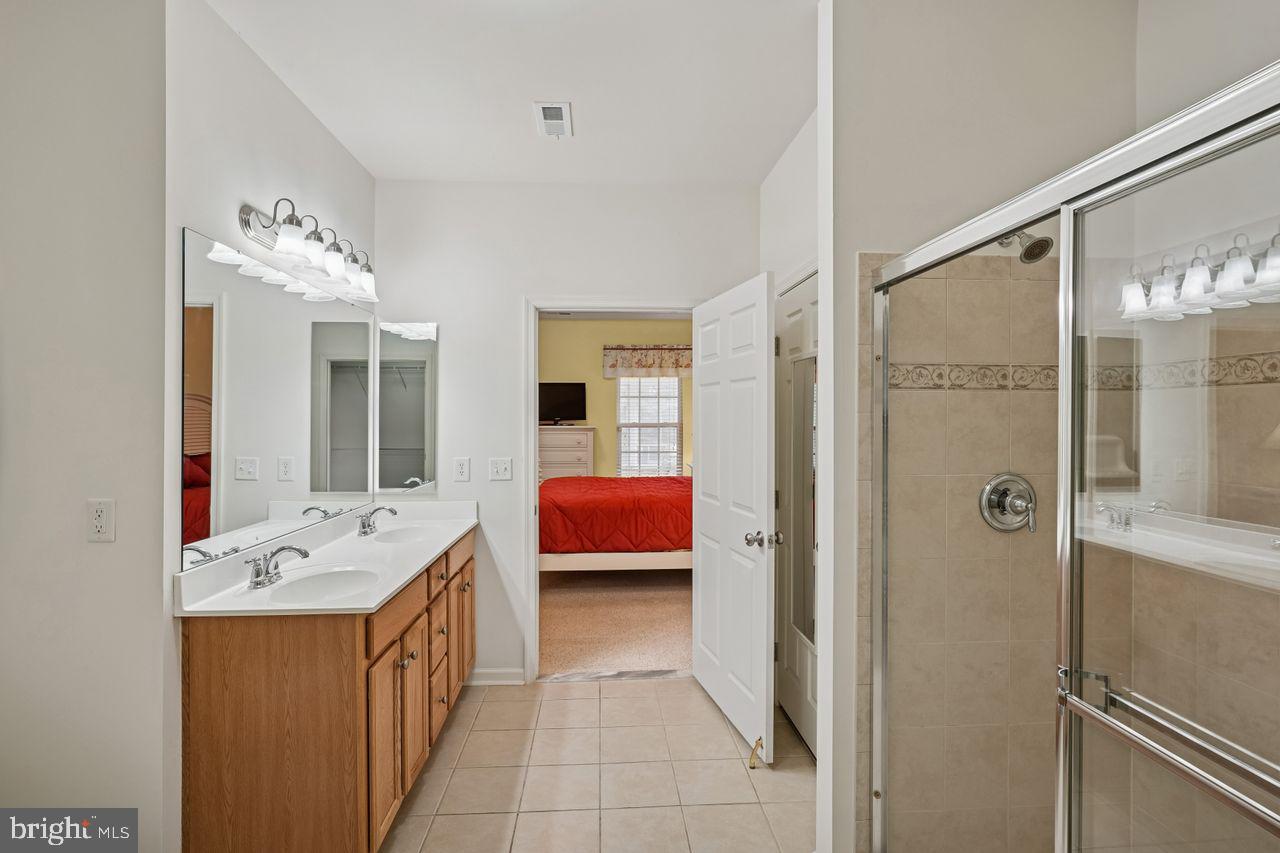 WINDHURST MANOR - Residential