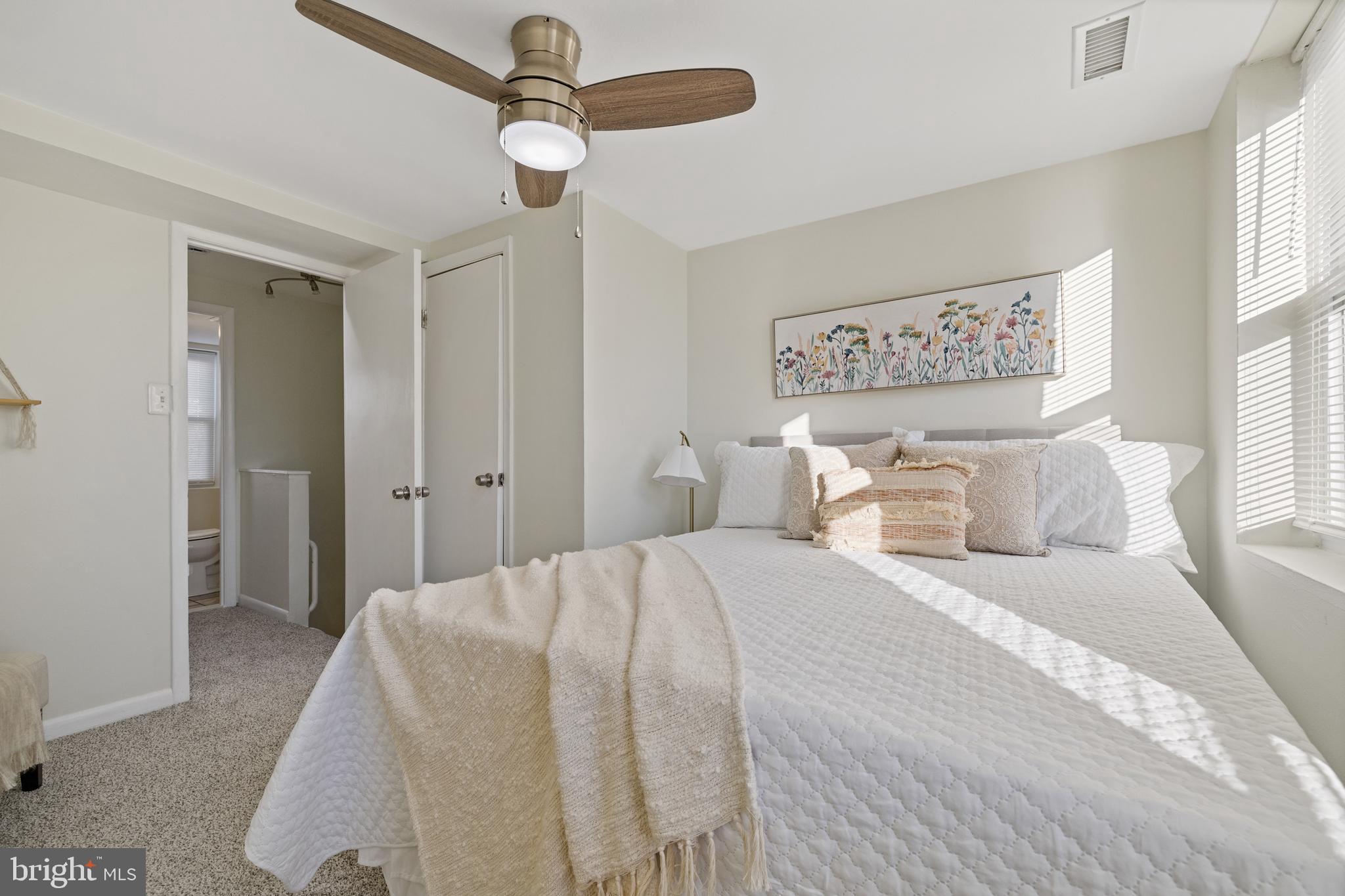 WASHINGTON VILLAGE - Residential