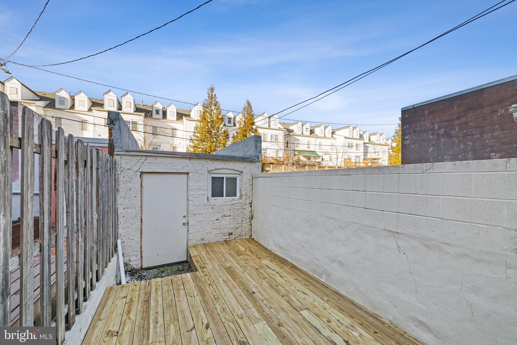 WASHINGTON VILLAGE - Residential