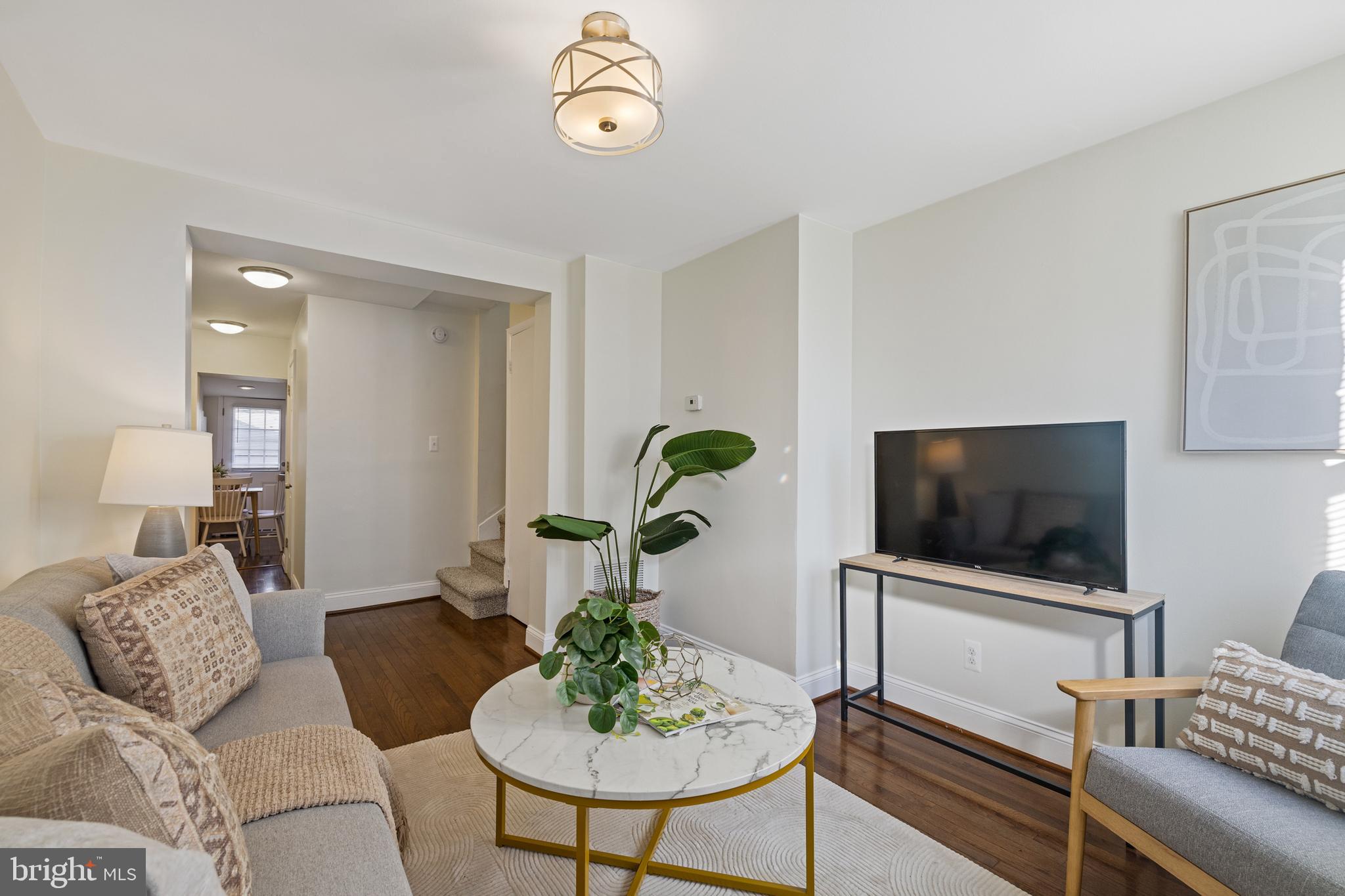 WASHINGTON VILLAGE - Residential