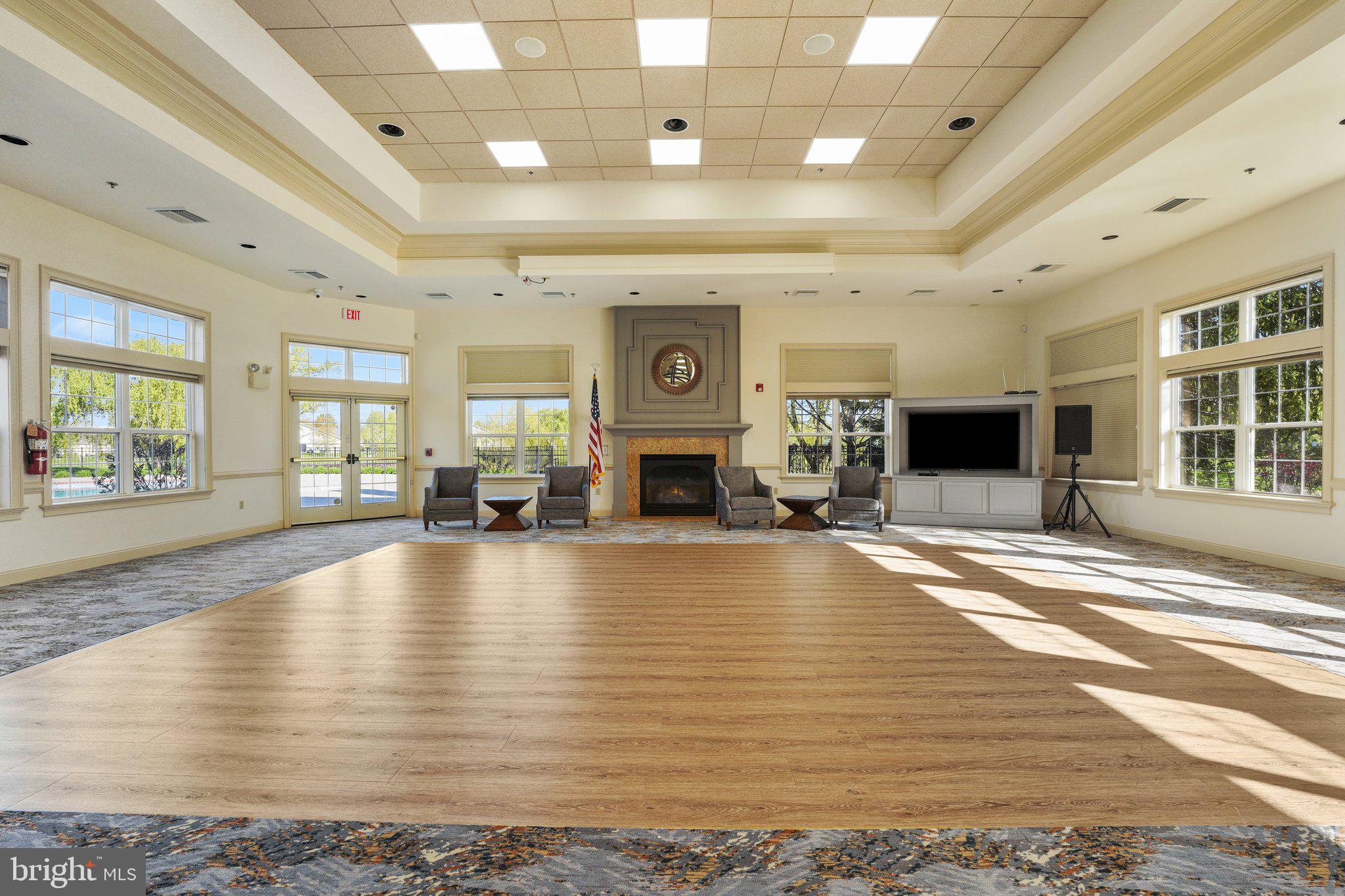 VILLAS AT SHADYBRO - Residential