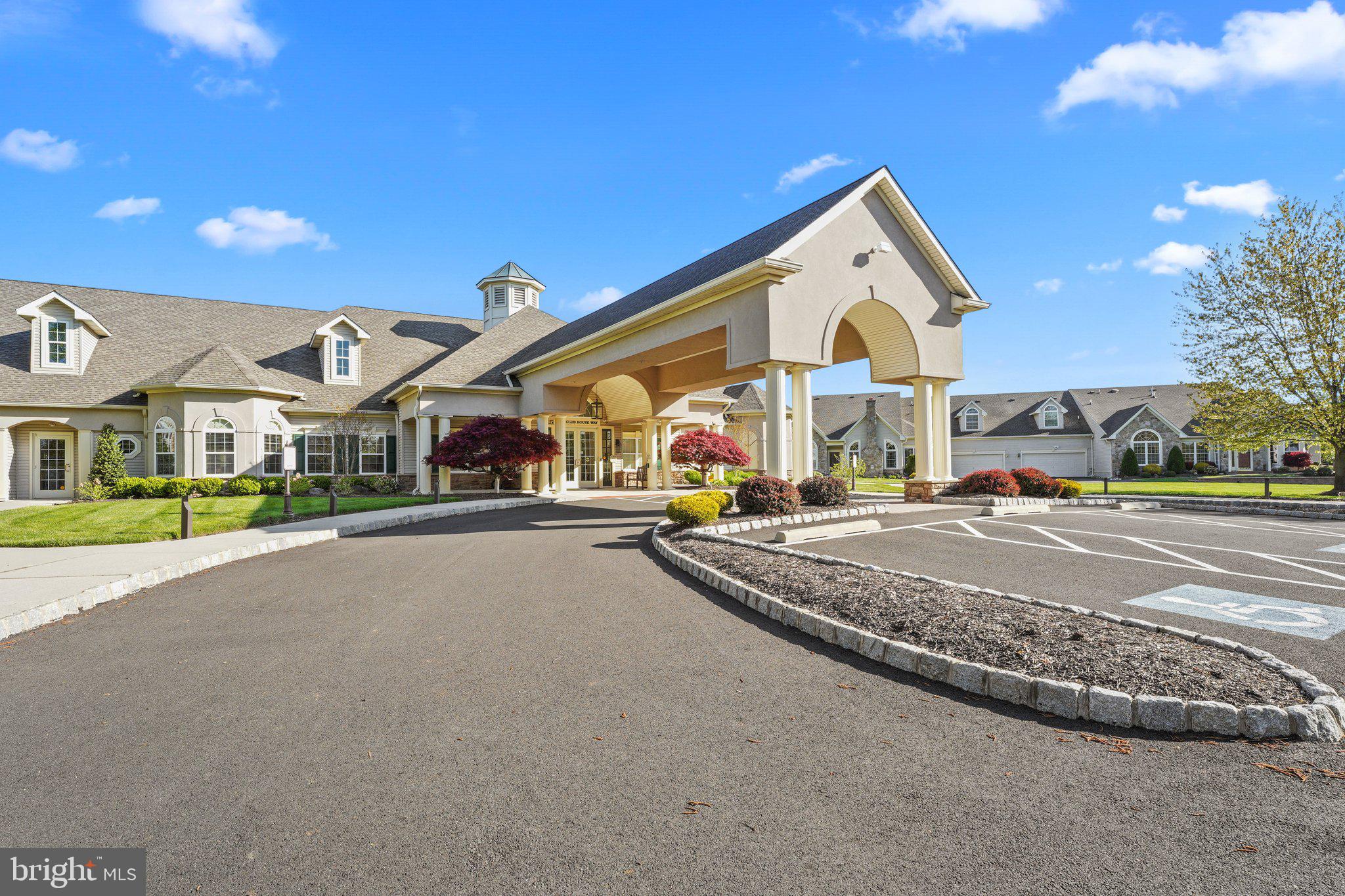 VILLAS AT SHADYBRO - Residential