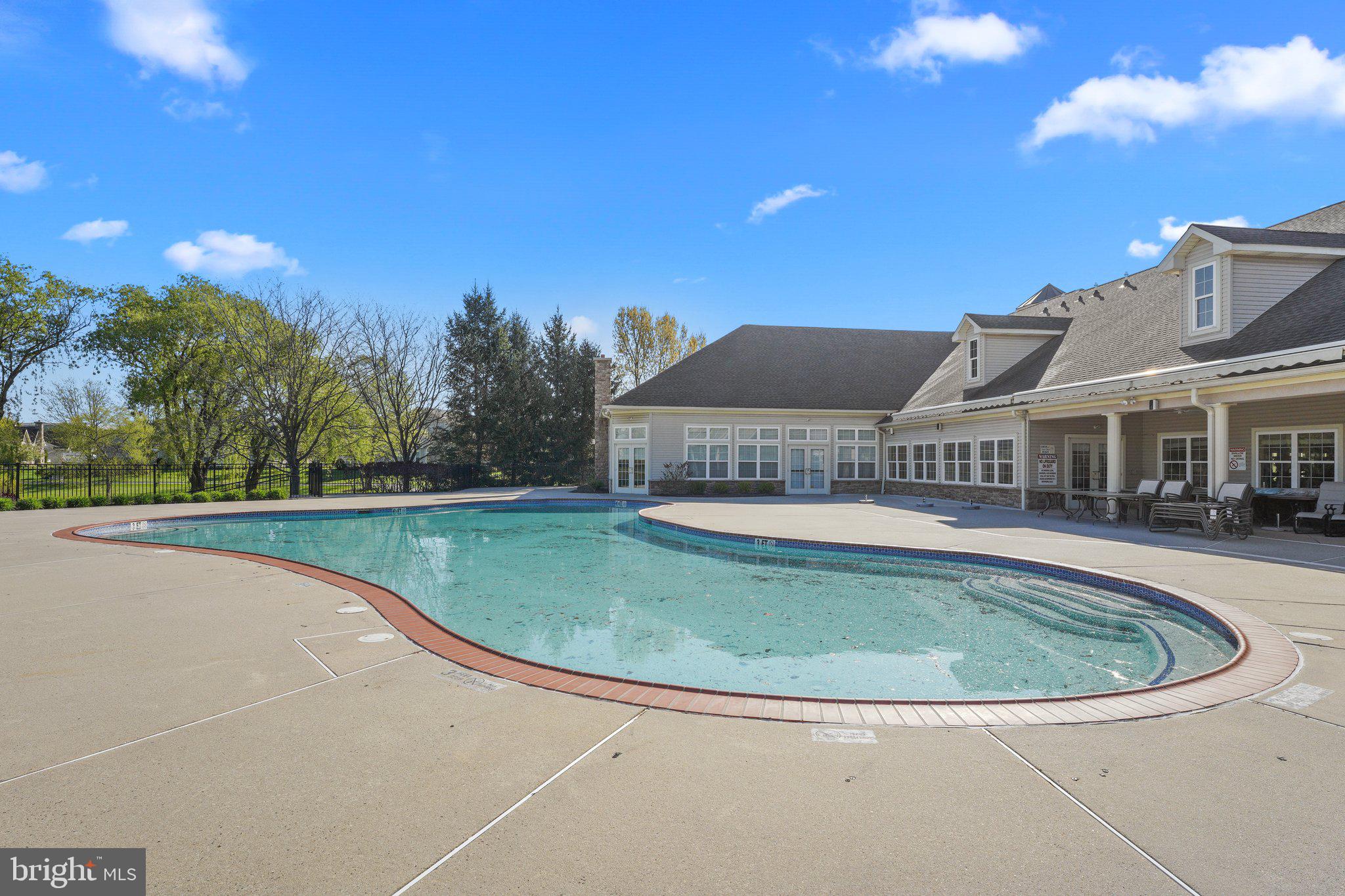 VILLAS AT SHADYBRO - Residential