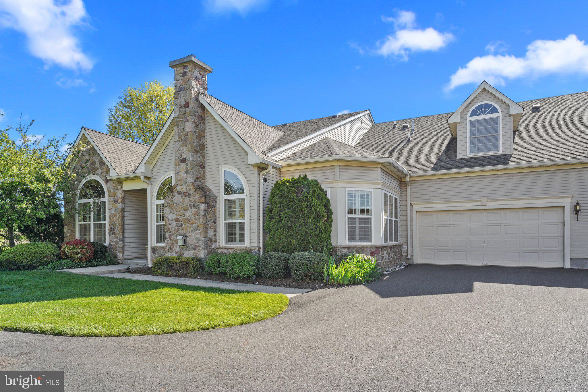 VILLAS AT SHADYBRO - Residential