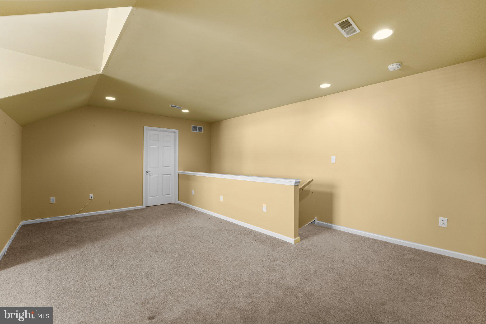 VILLAS AT SHADYBRO - Residential