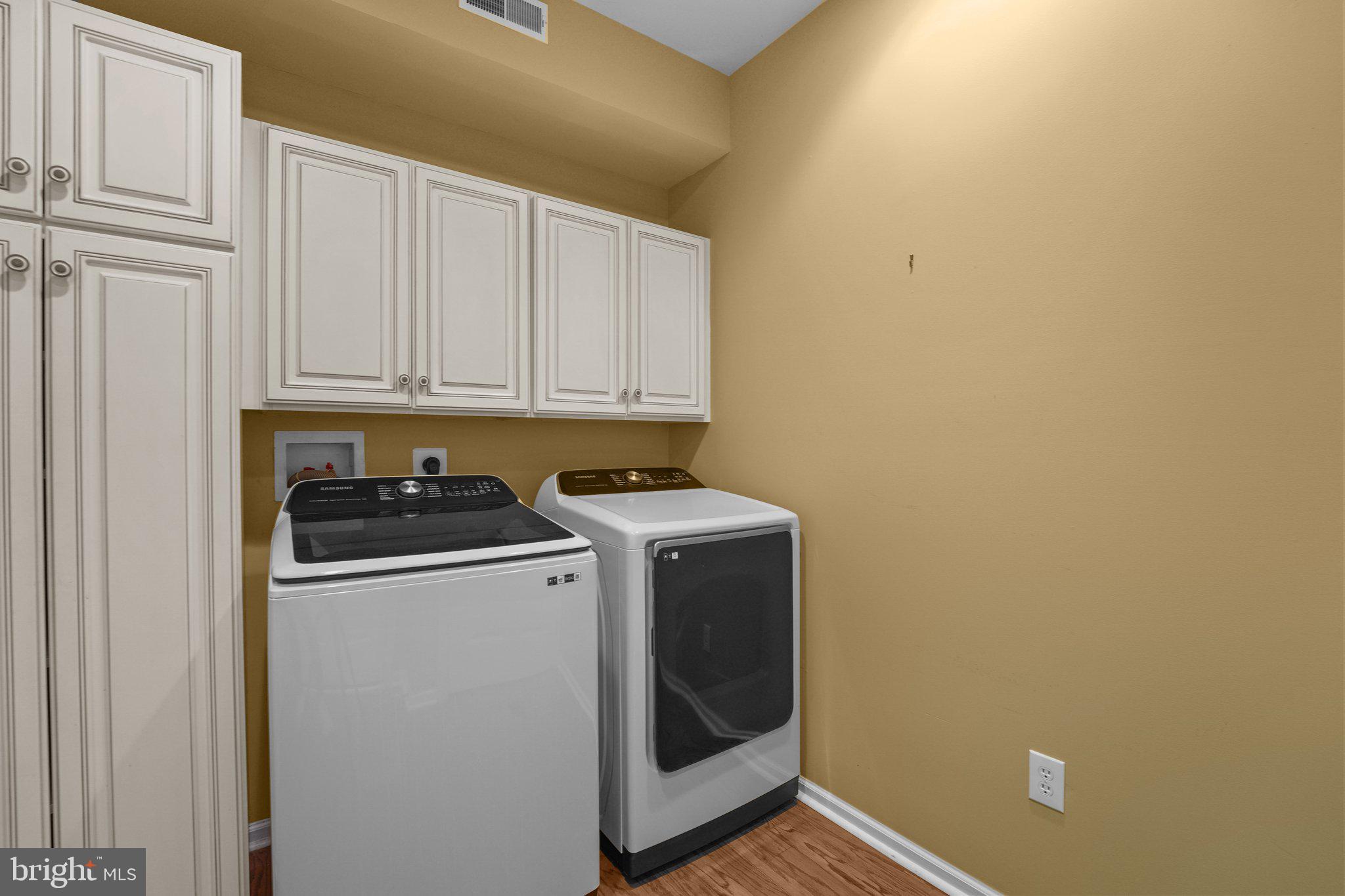 VILLAS AT SHADYBRO - Residential