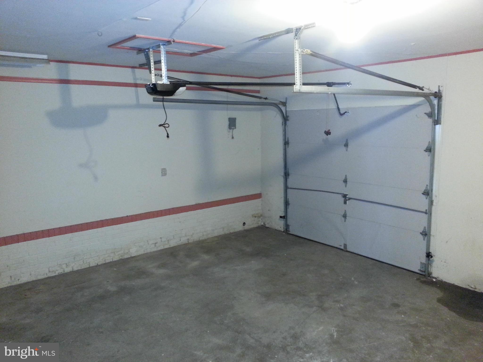 CHESTNUT HILLS - Residential