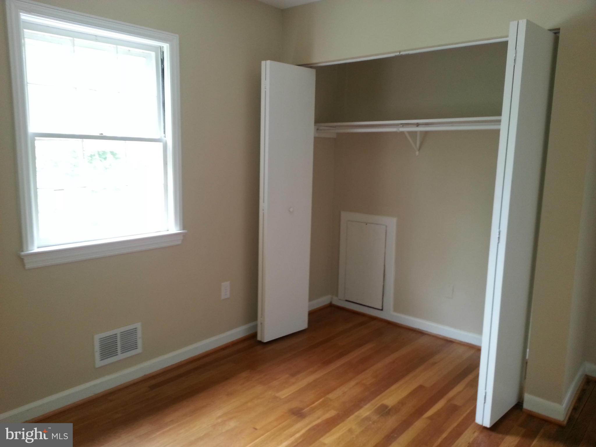 CHESTNUT HILLS - Residential