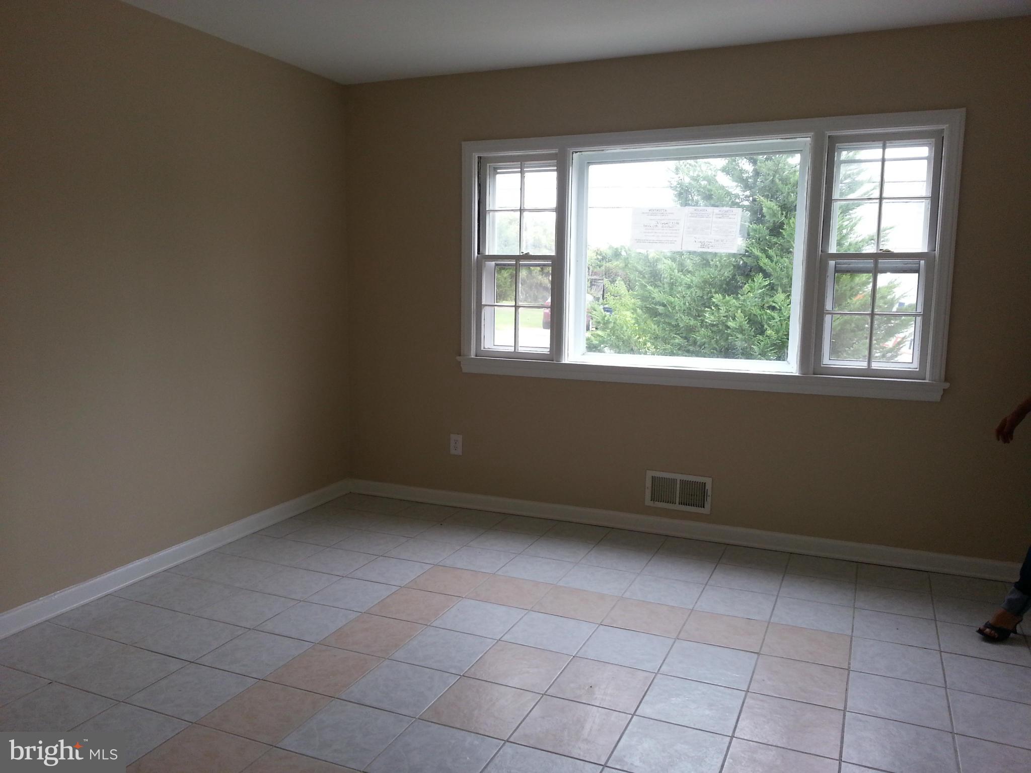 CHESTNUT HILLS - Residential