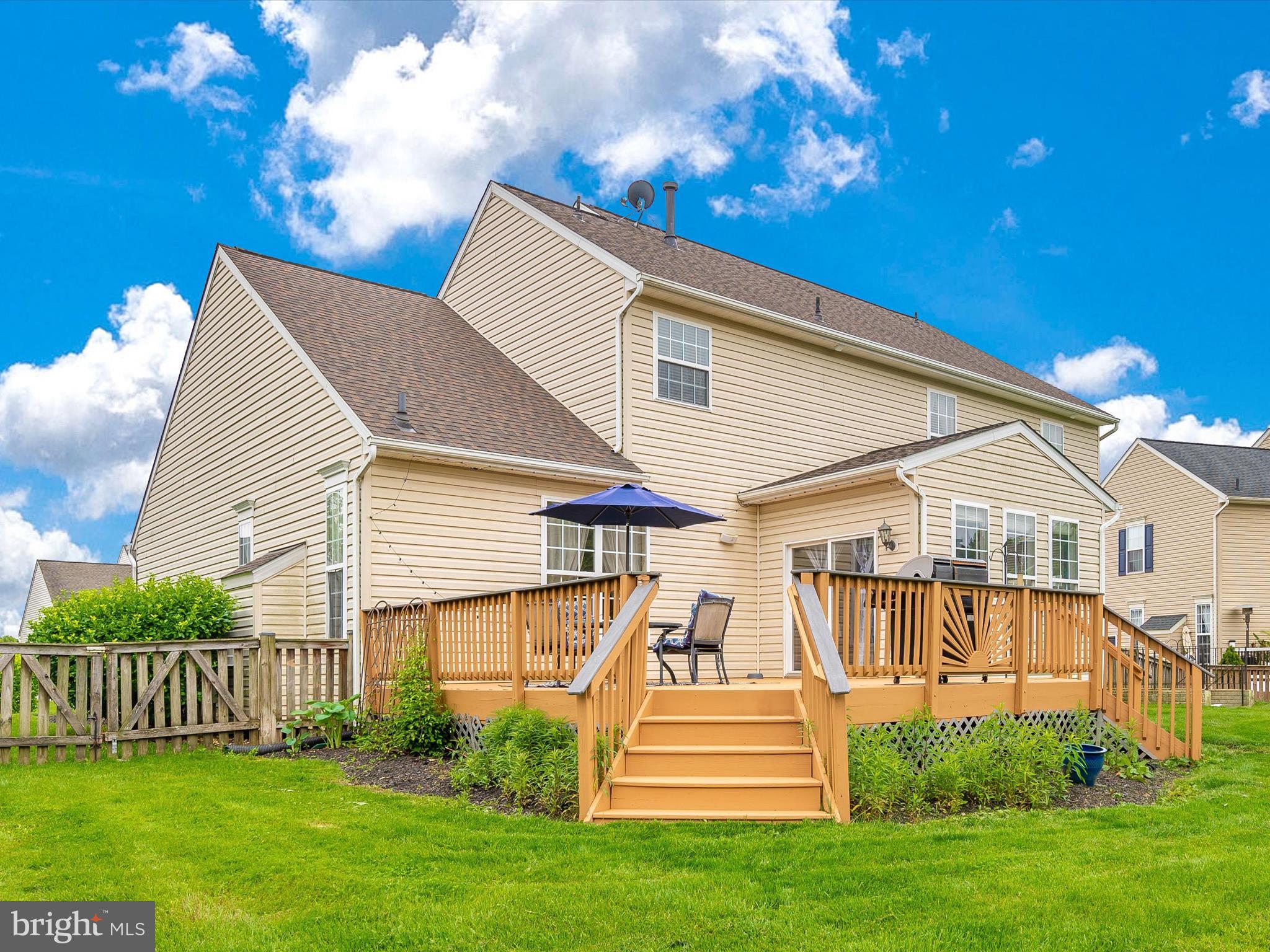 GREEN HILL MANOR - Residential