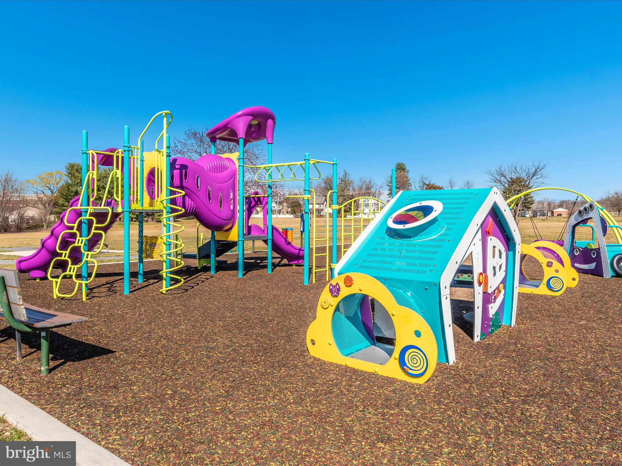 GREEN HILL MANOR - Residential