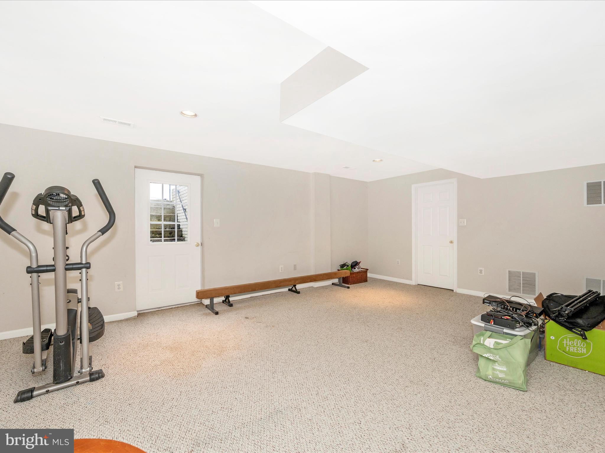 GREEN HILL MANOR - Residential