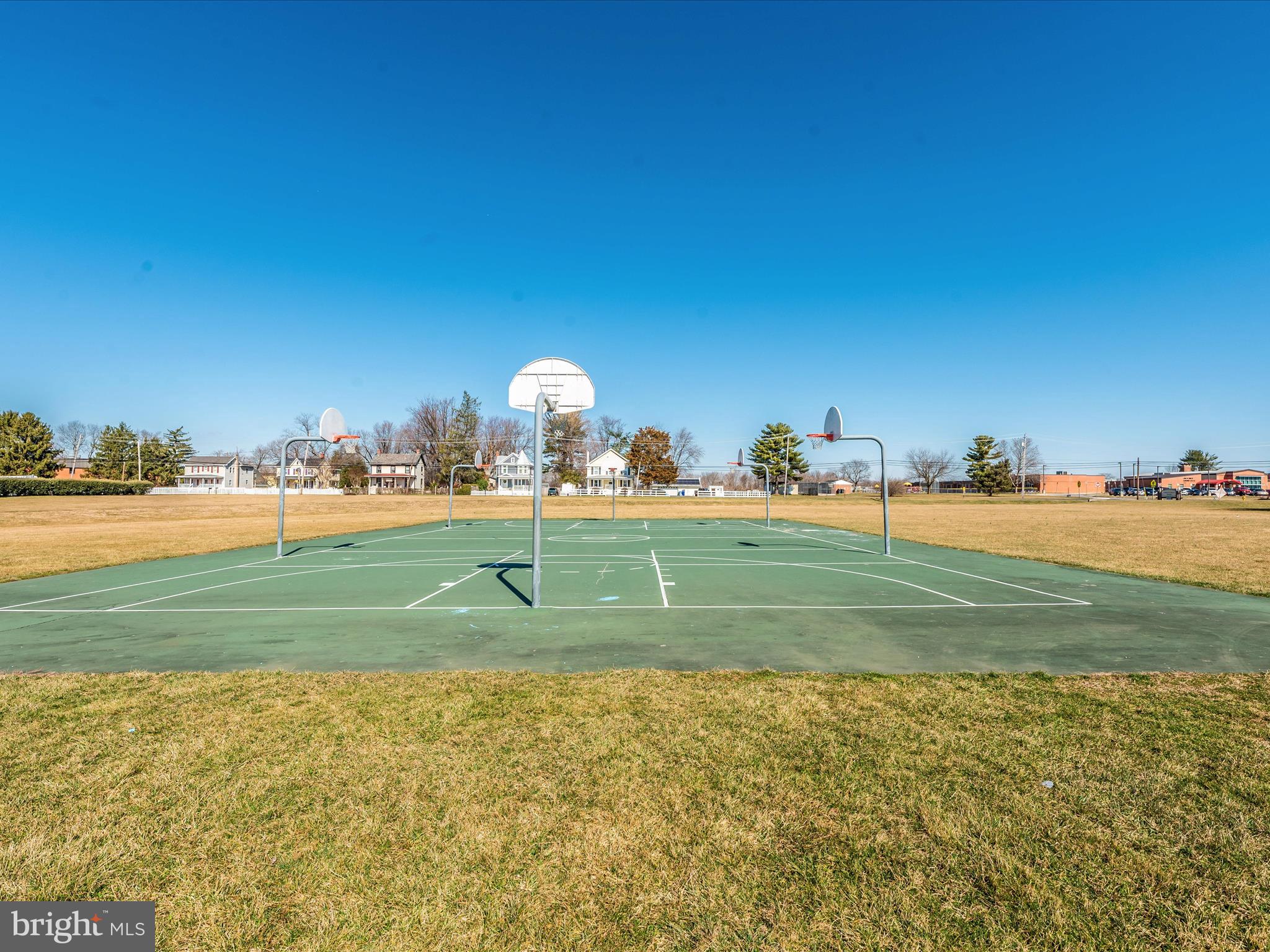 GREEN HILL MANOR - Residential