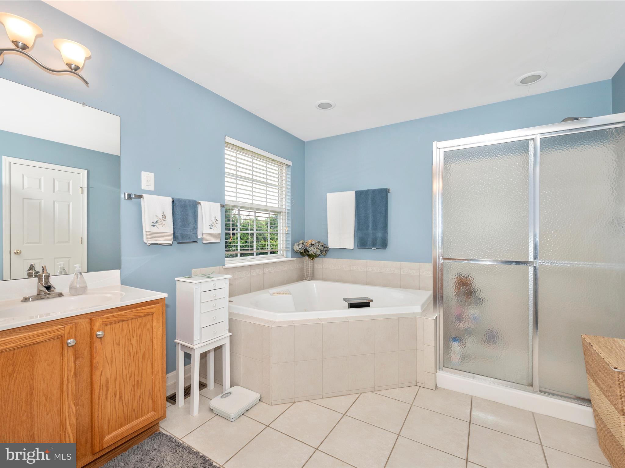 GREEN HILL MANOR - Residential