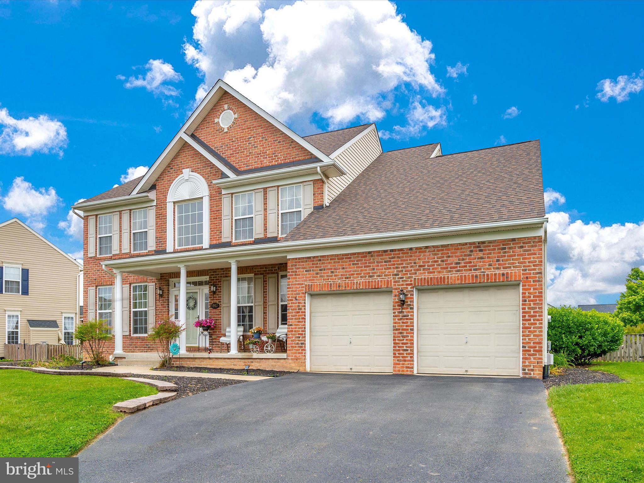 GREEN HILL MANOR - Residential