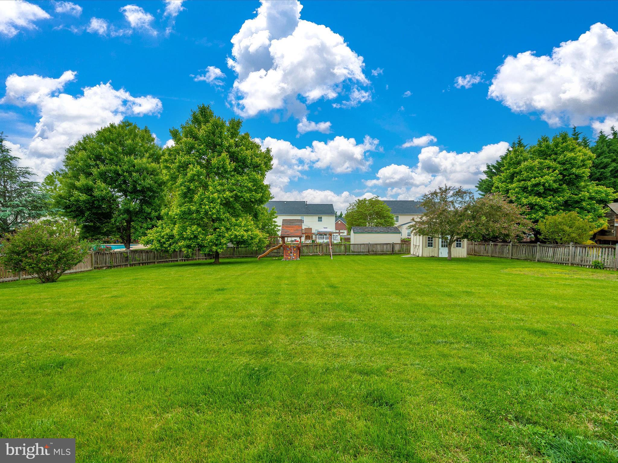 GREEN HILL MANOR - Residential