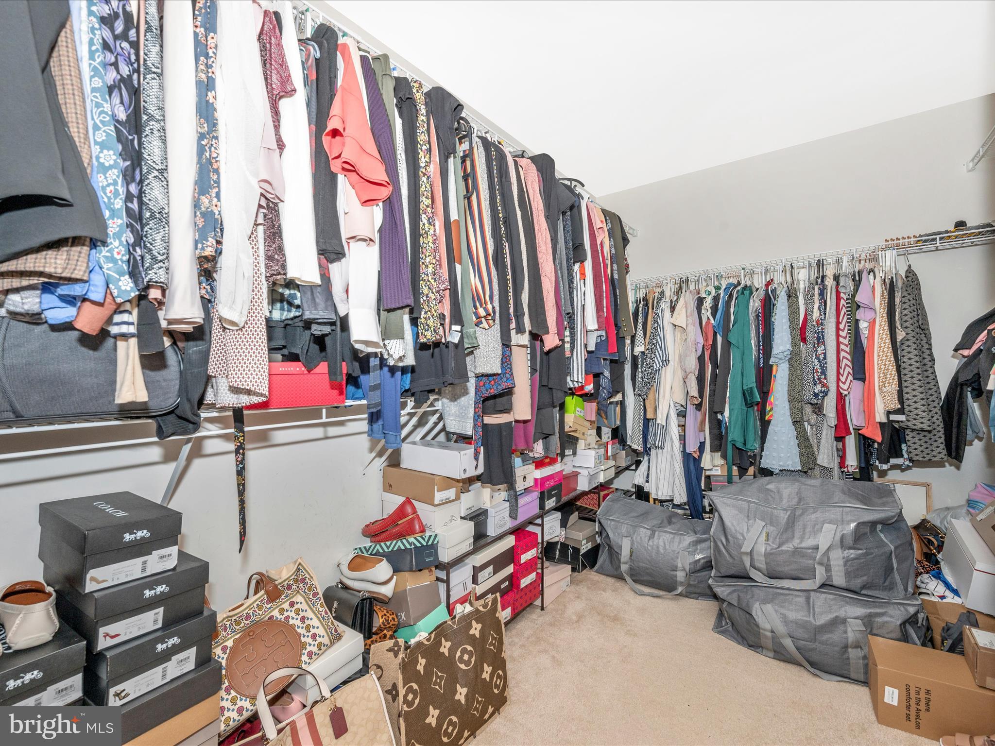 GREEN HILL MANOR - Residential