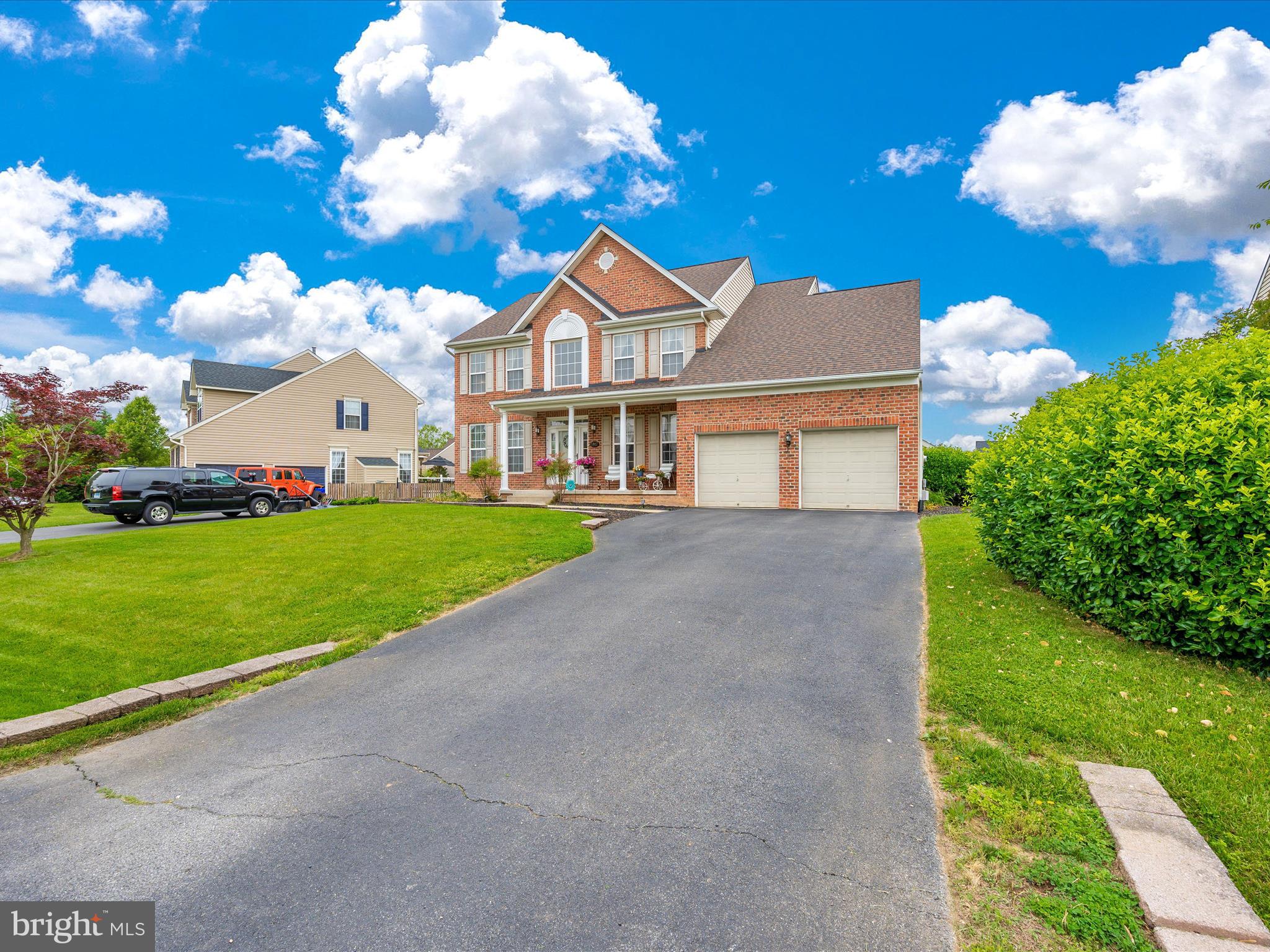 GREEN HILL MANOR - Residential