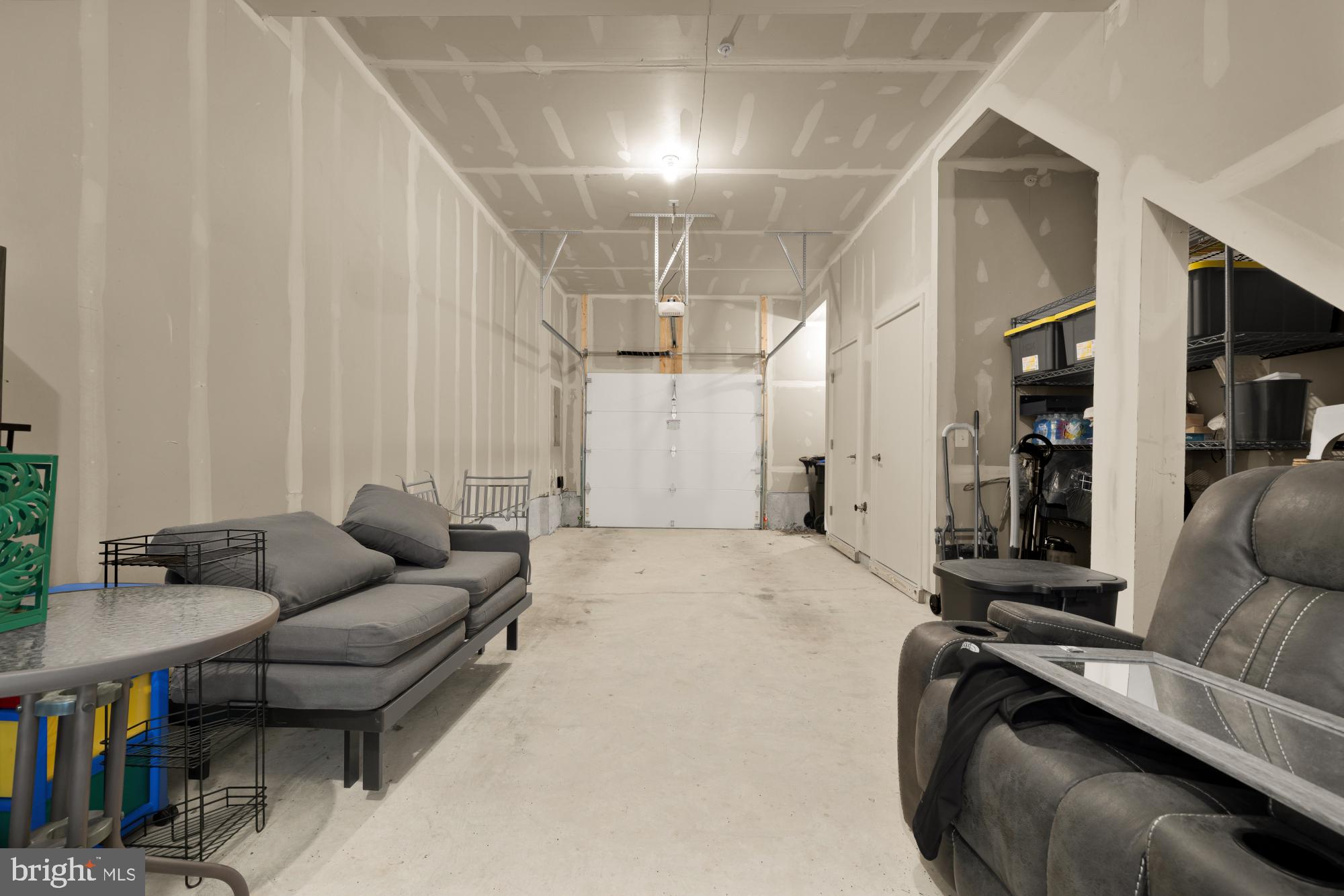 RESTON STATION - Residential