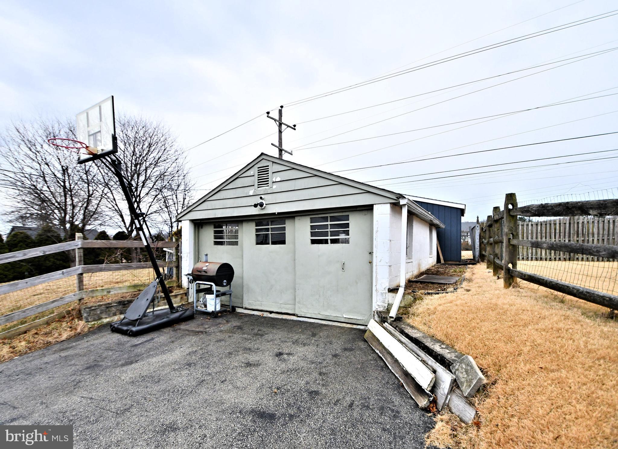VALLEY FORGE HOMES - Residential