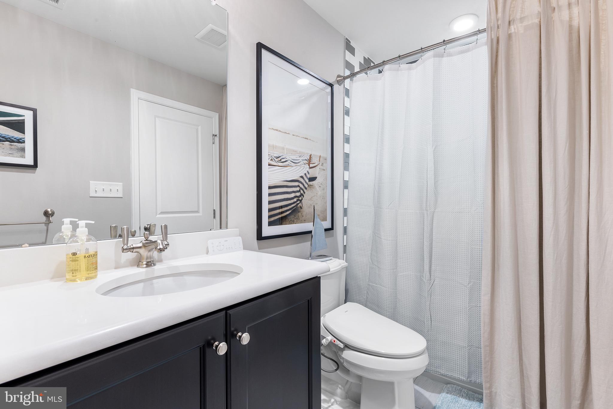 REGENCY AT HILLTOWN - Residential