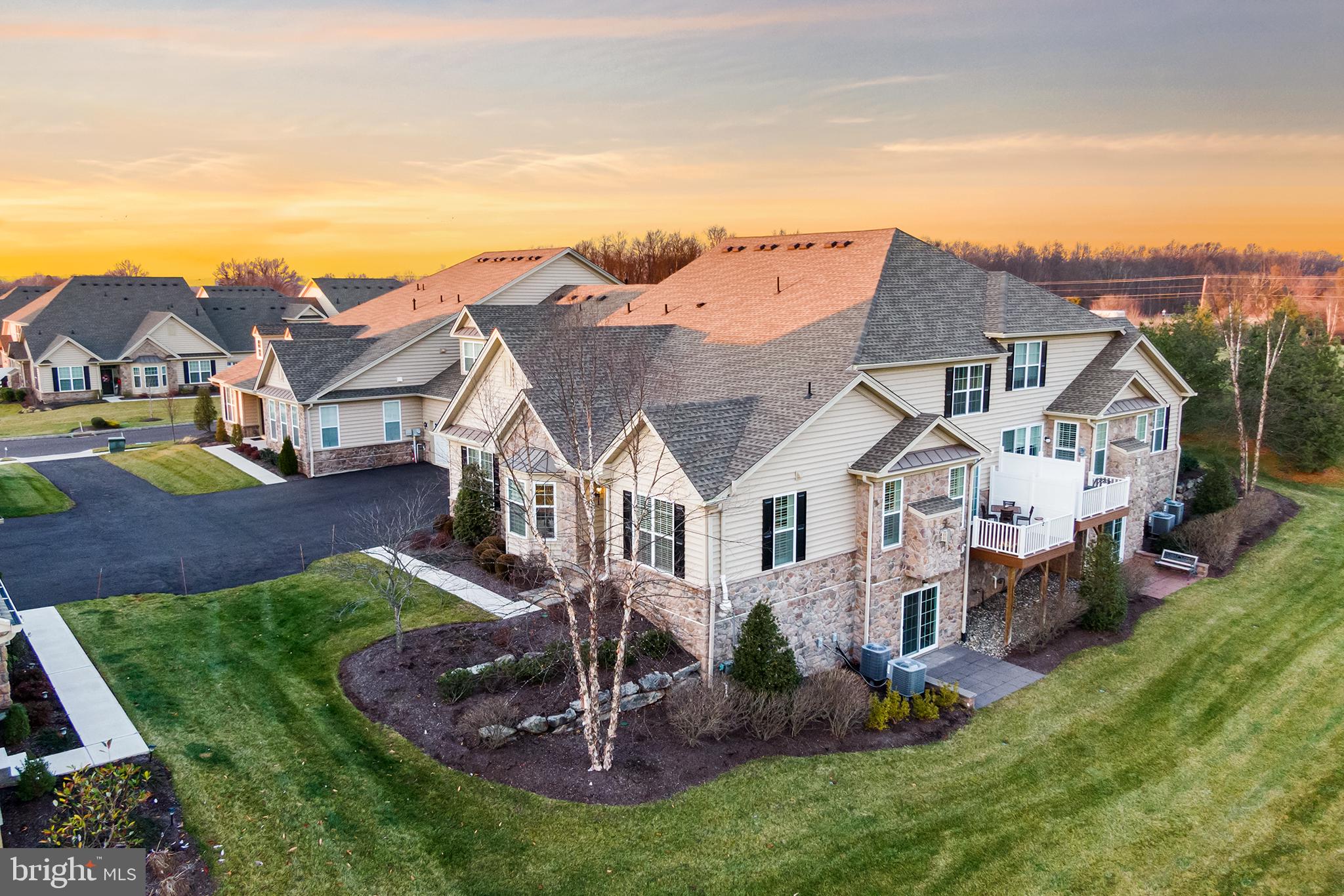 REGENCY AT HILLTOWN - Residential