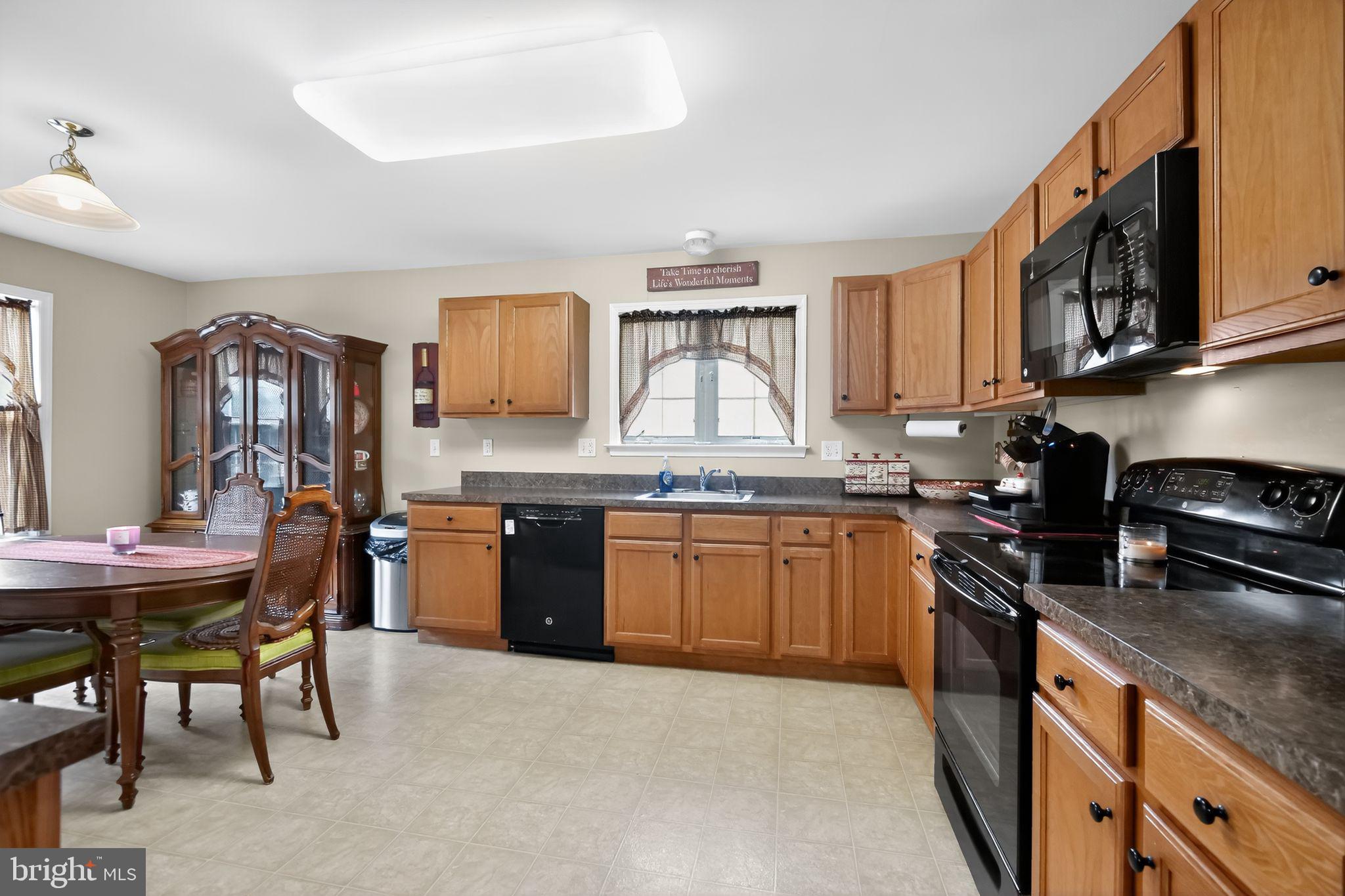 STONEBROOK VILLAGE - Residential