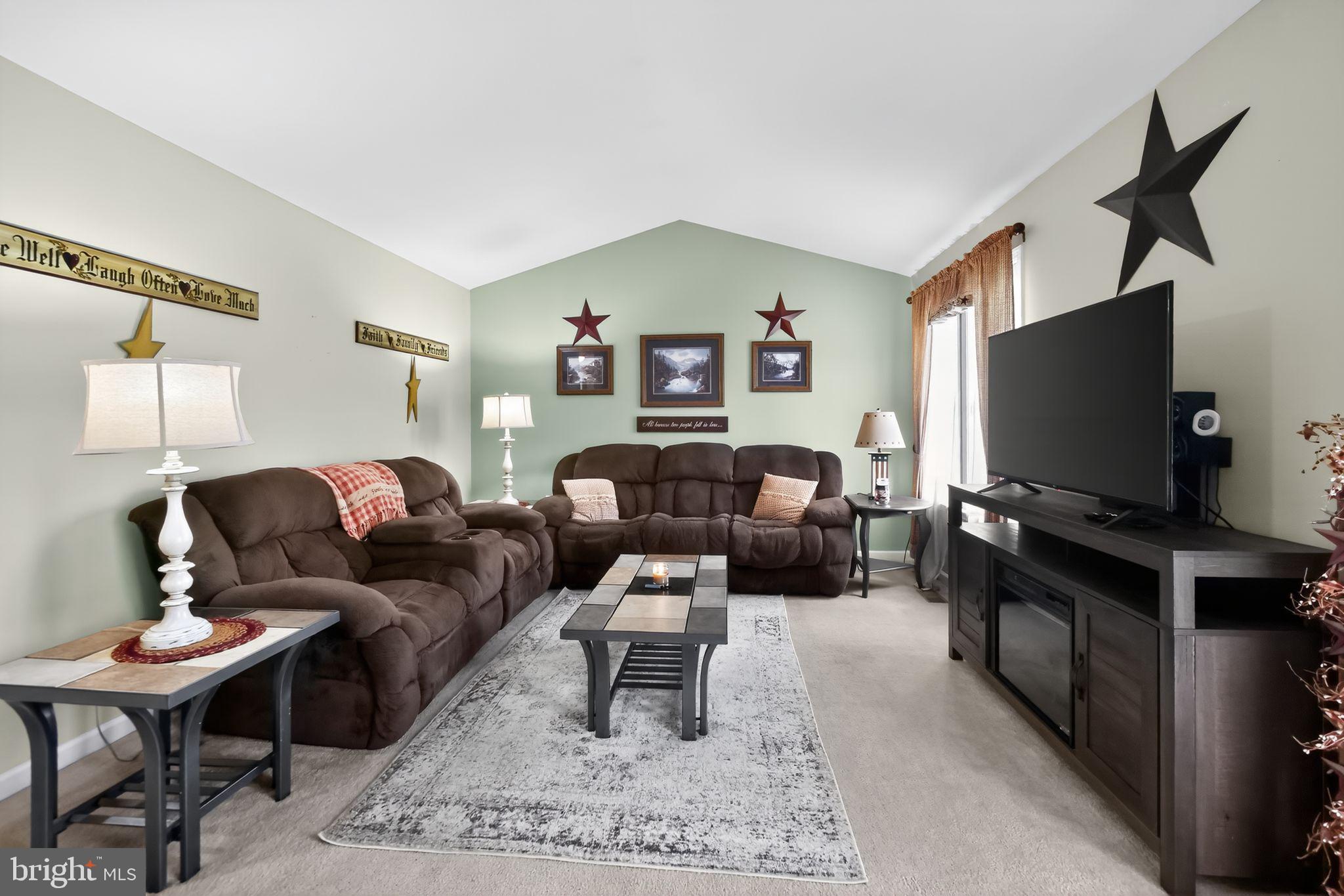 STONEBROOK VILLAGE - Residential