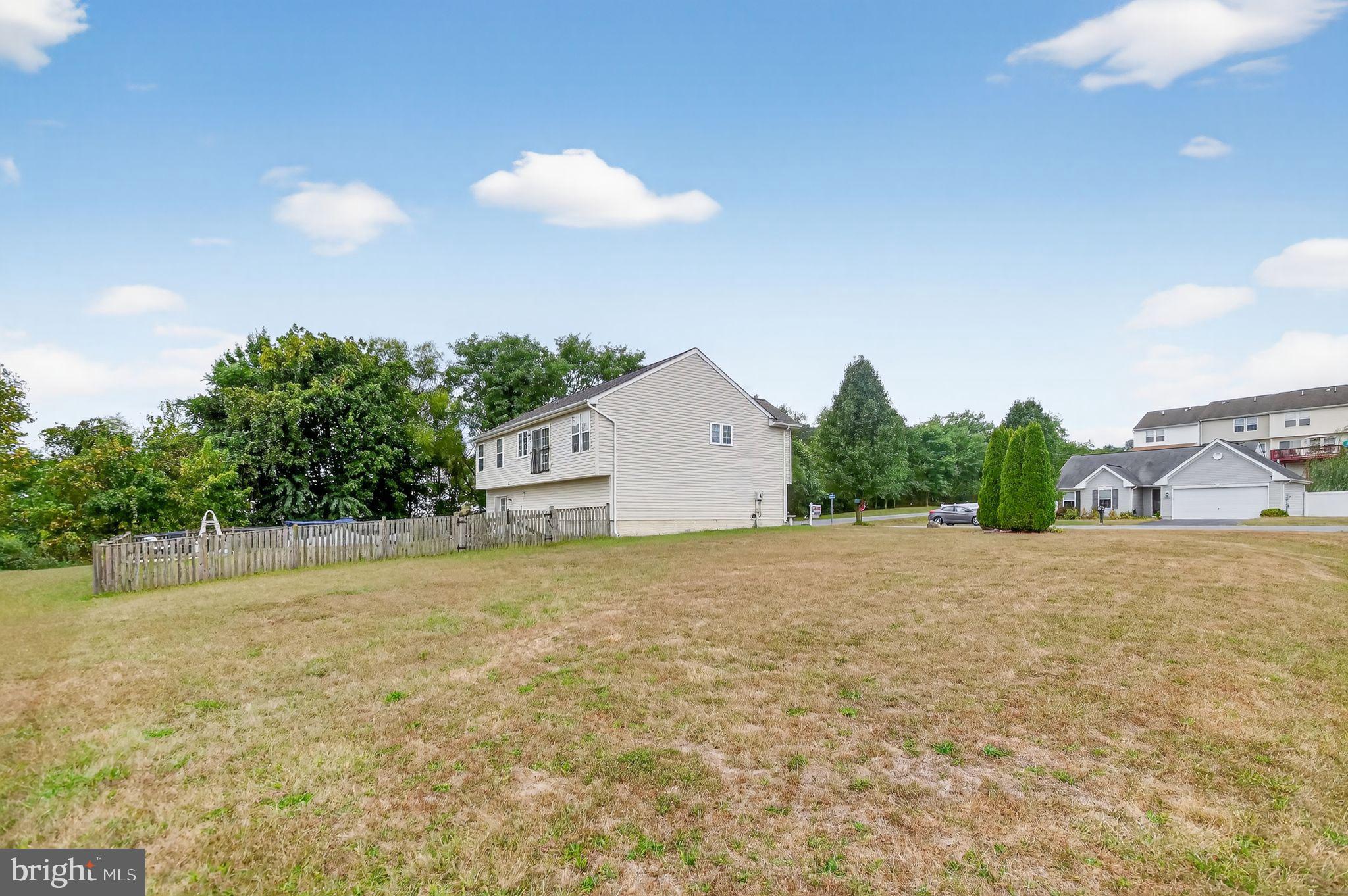 STONEBROOK VILLAGE - Residential