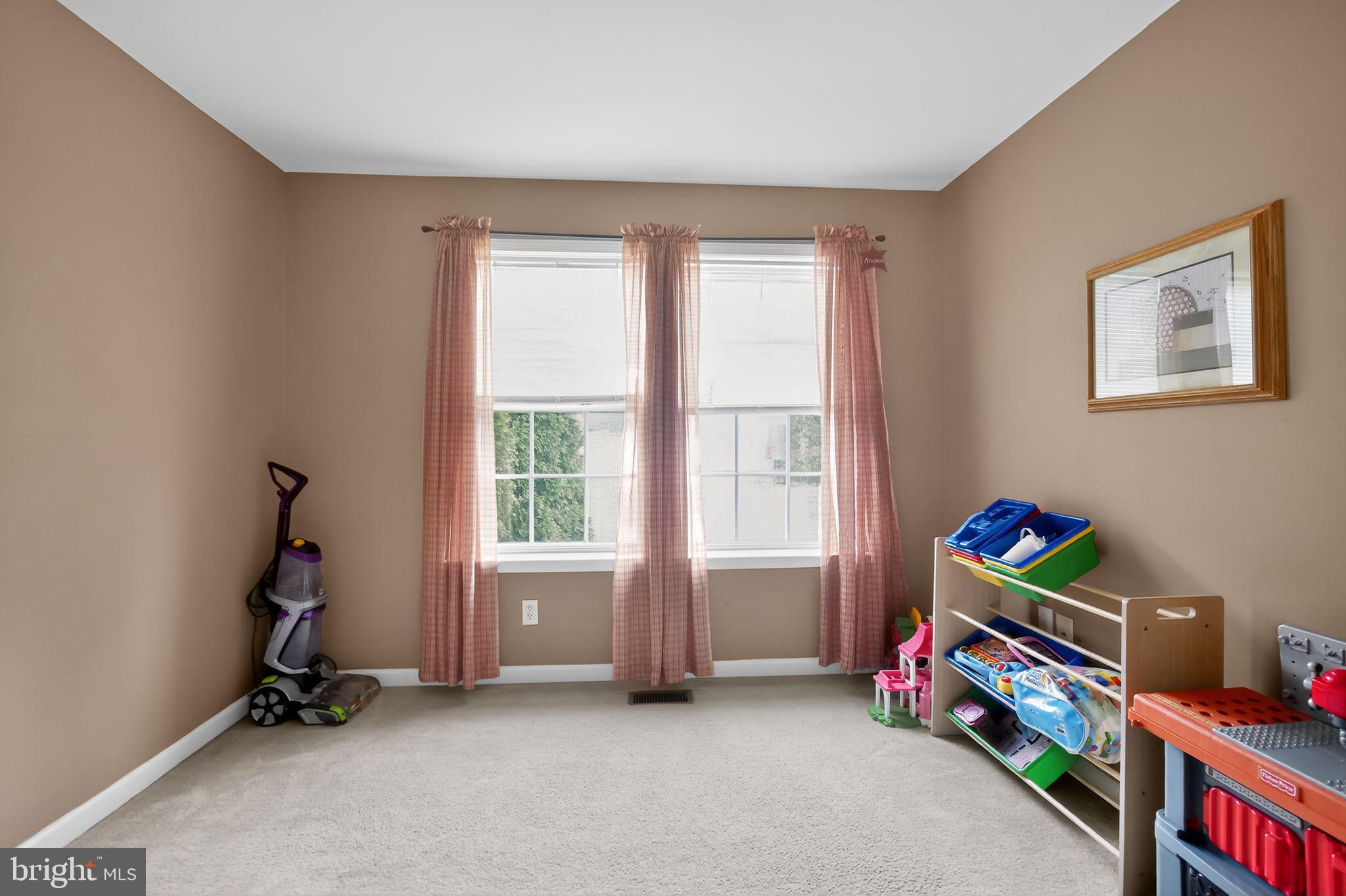 STONEBROOK VILLAGE - Residential